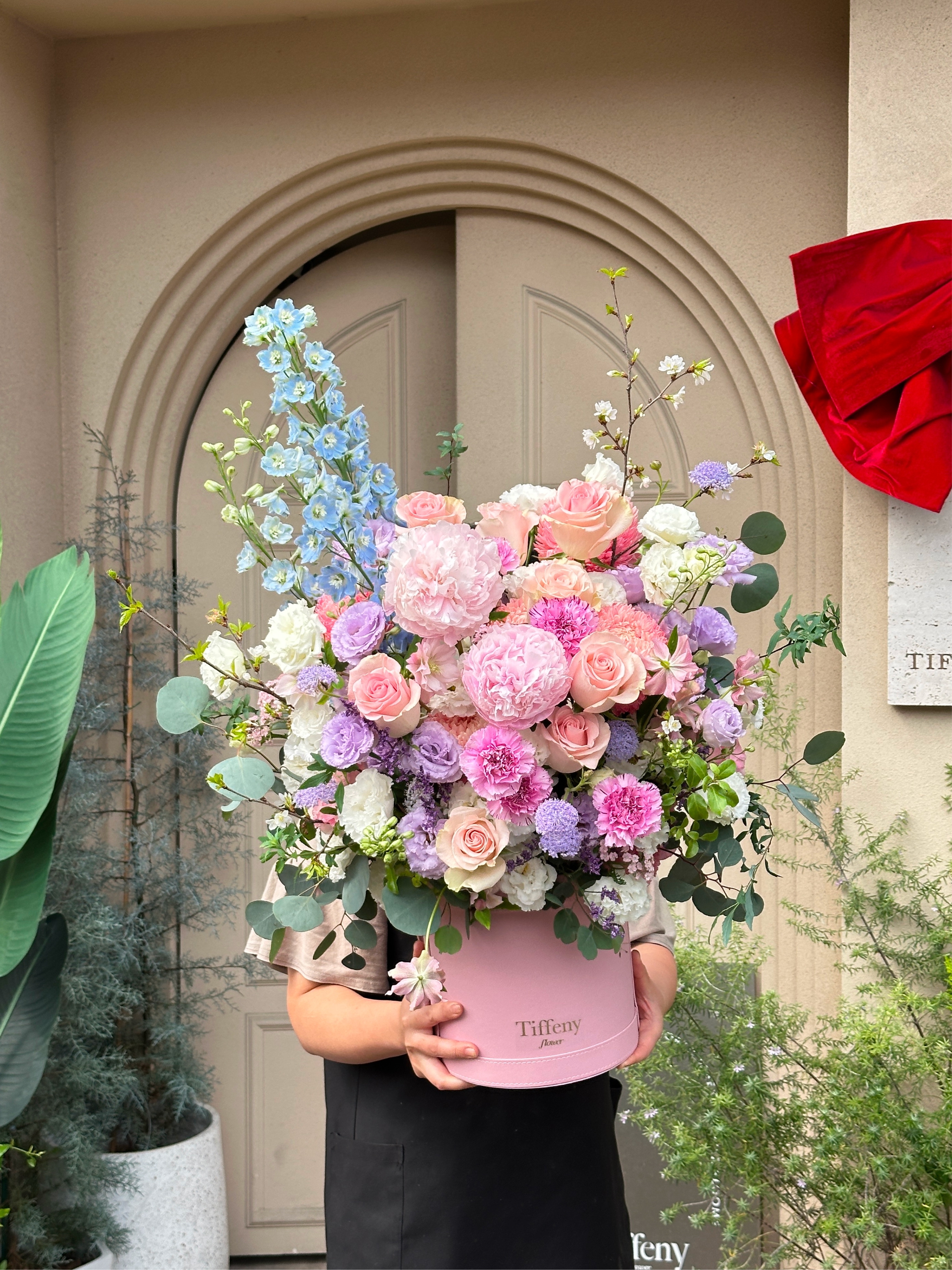 蝴蝶也為您傾倒 鮮花盆