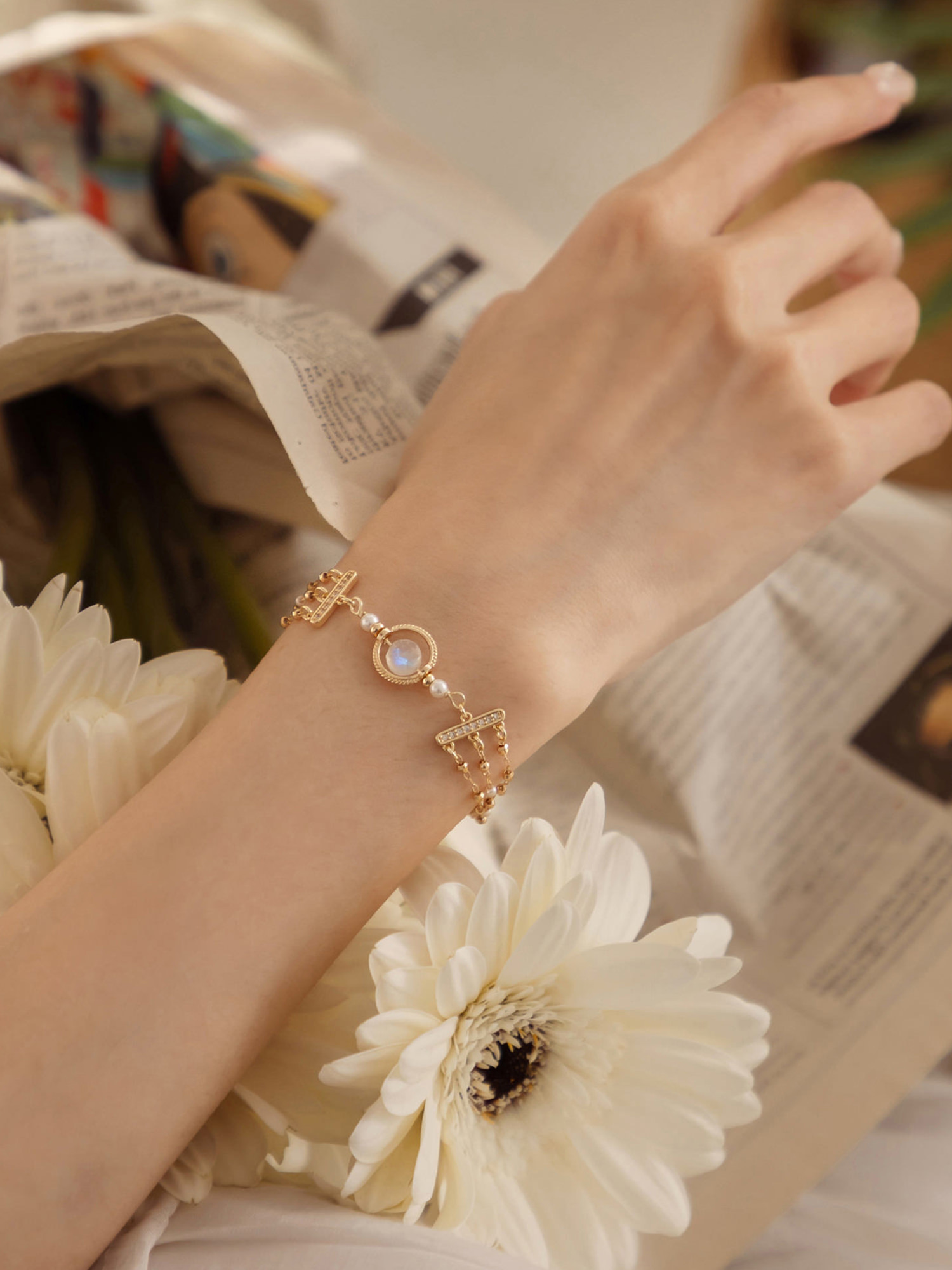 山丘打卡。MUCHAT手作14KGP月光石珍珠手鍊