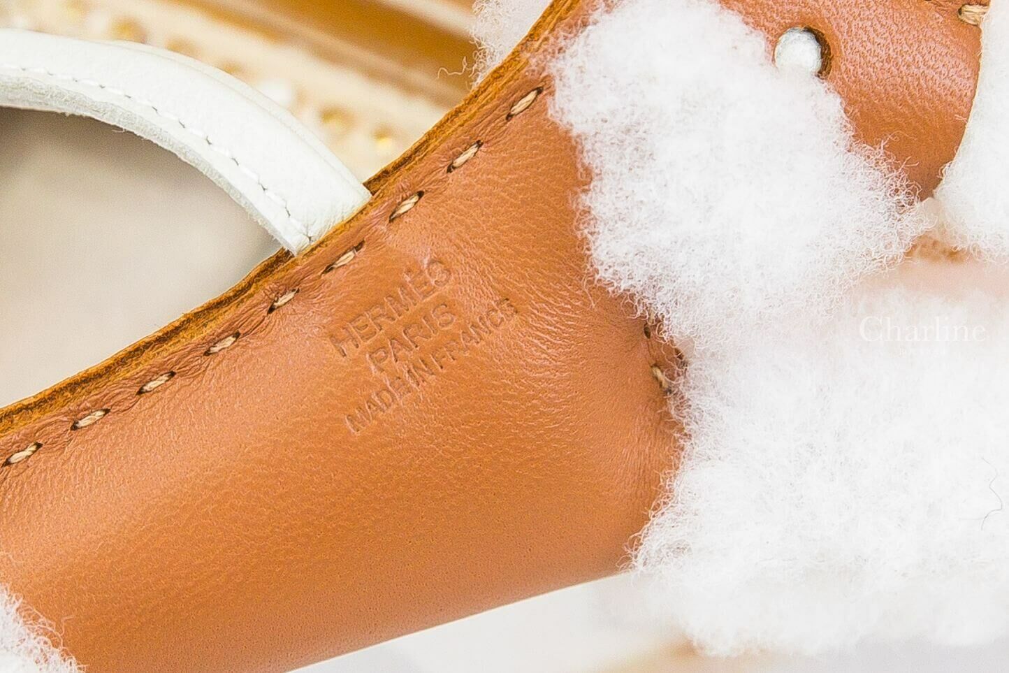 Hermès Hermès Budy Charm 焦糖色/奶昔白羊毛獵狐梗犬吊飾-Charline Boutique 精品代購
