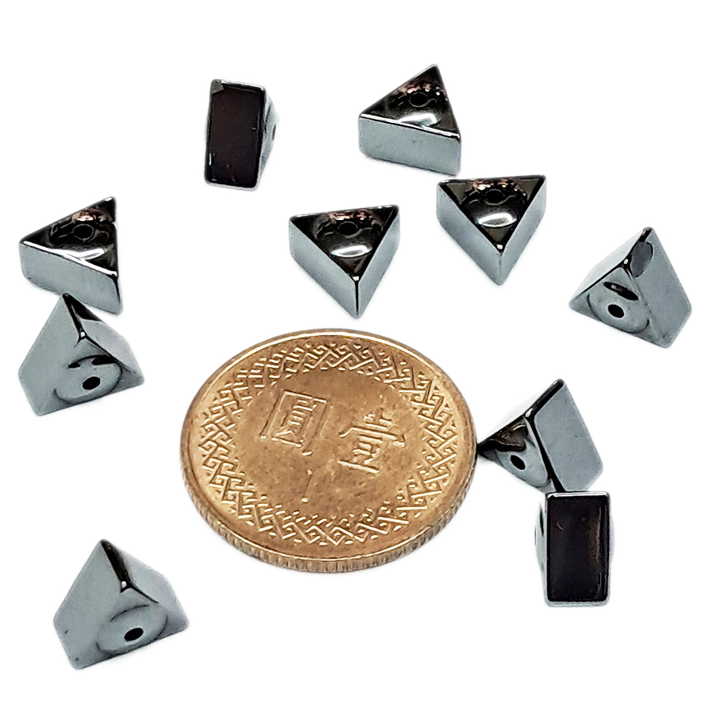 三角磁石 0.7*0.5公分 配件2個【十方】144160