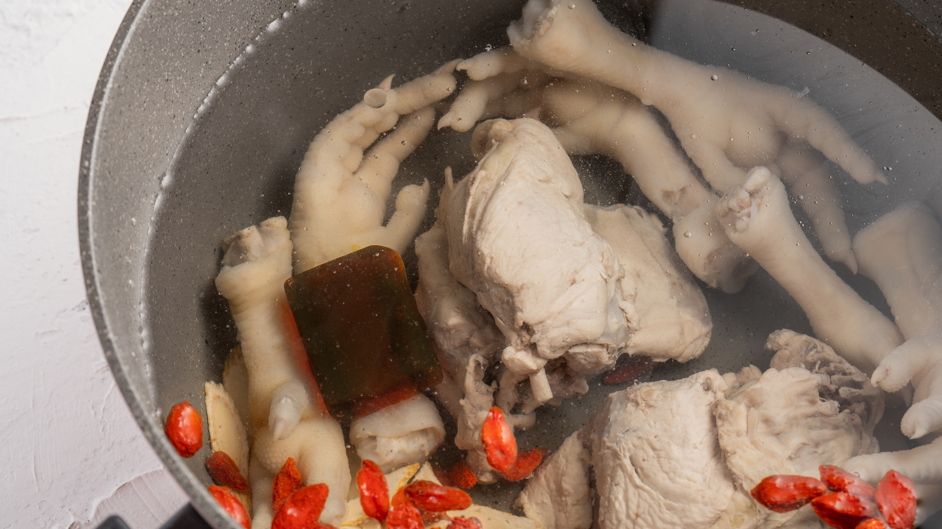 中藥,養生,中藥雞湯,雞湯,補腎,龜鹿,