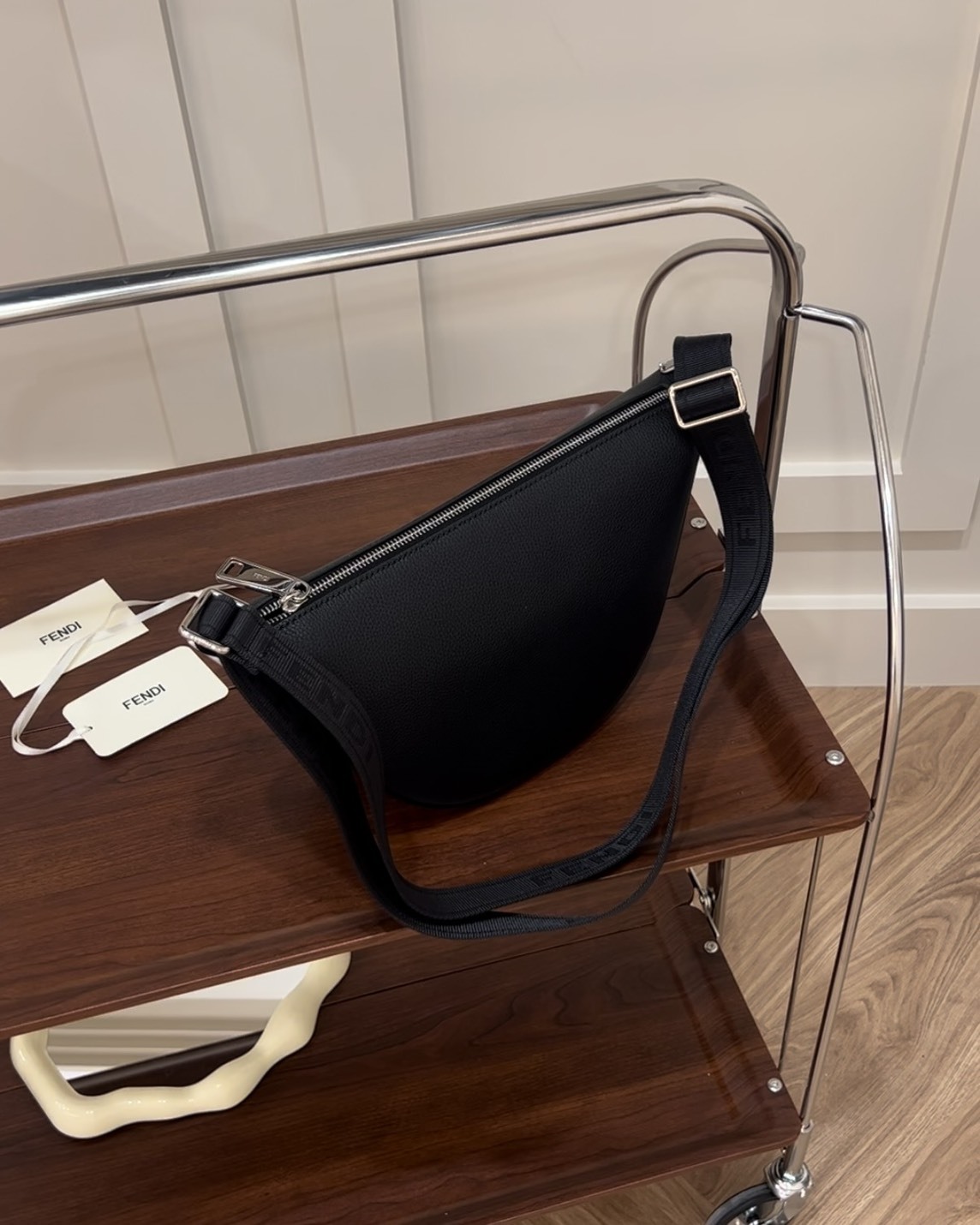 FENDI｜ROMA MELON斜跨包 黑色