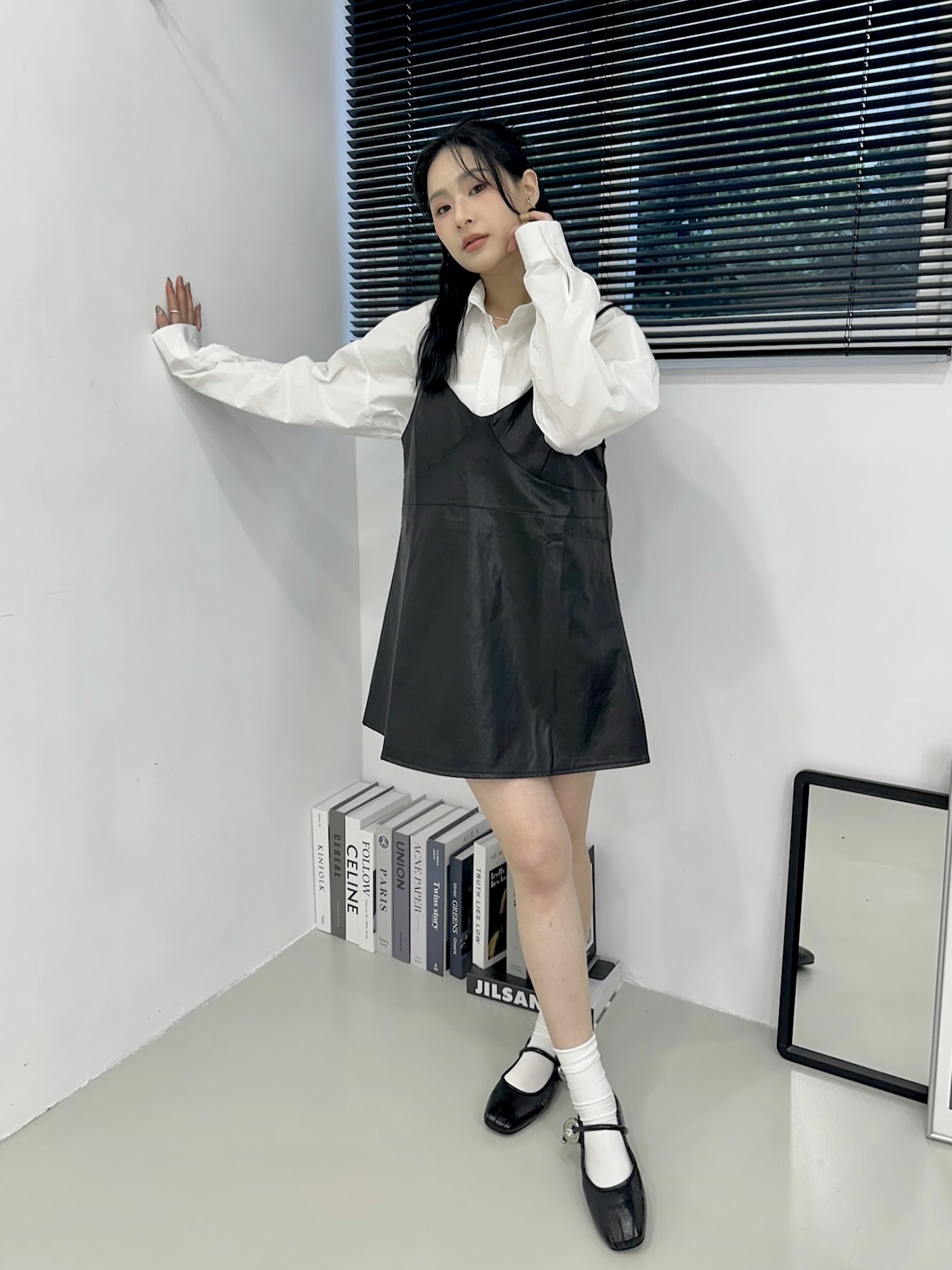 出場焦點質感皮革短洋