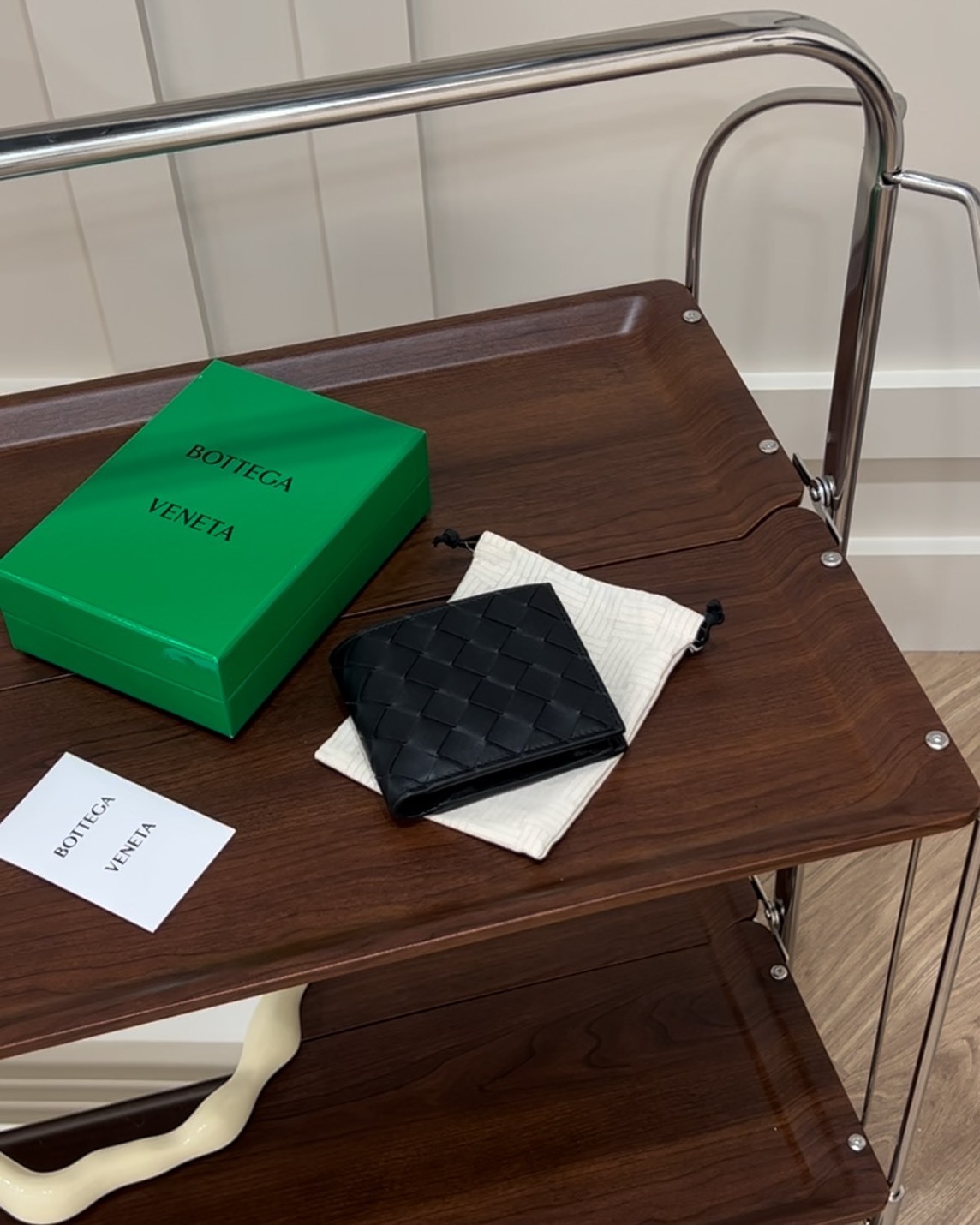 BV｜編織內零錢袋雙折短夾 黑色