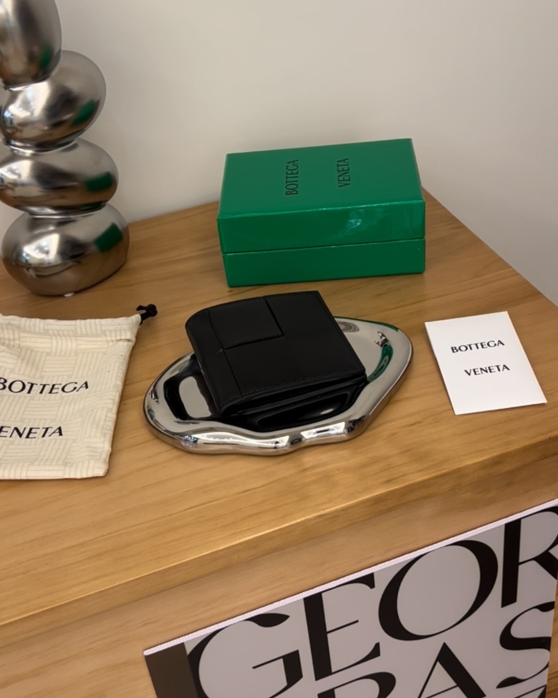 BV｜四格編織內六卡雙折短夾 黑色