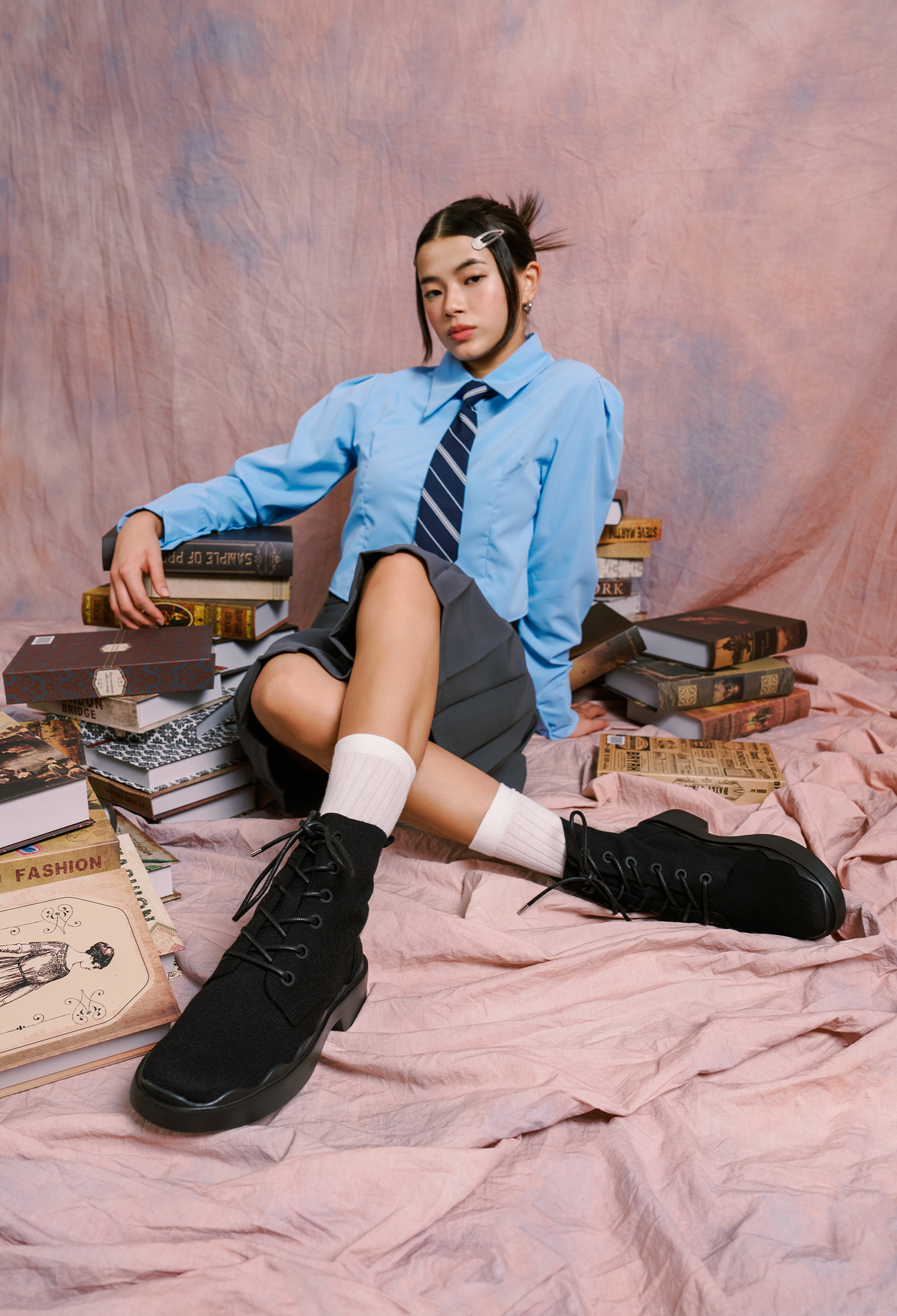 經典花瓣馬丁靴 經典黑