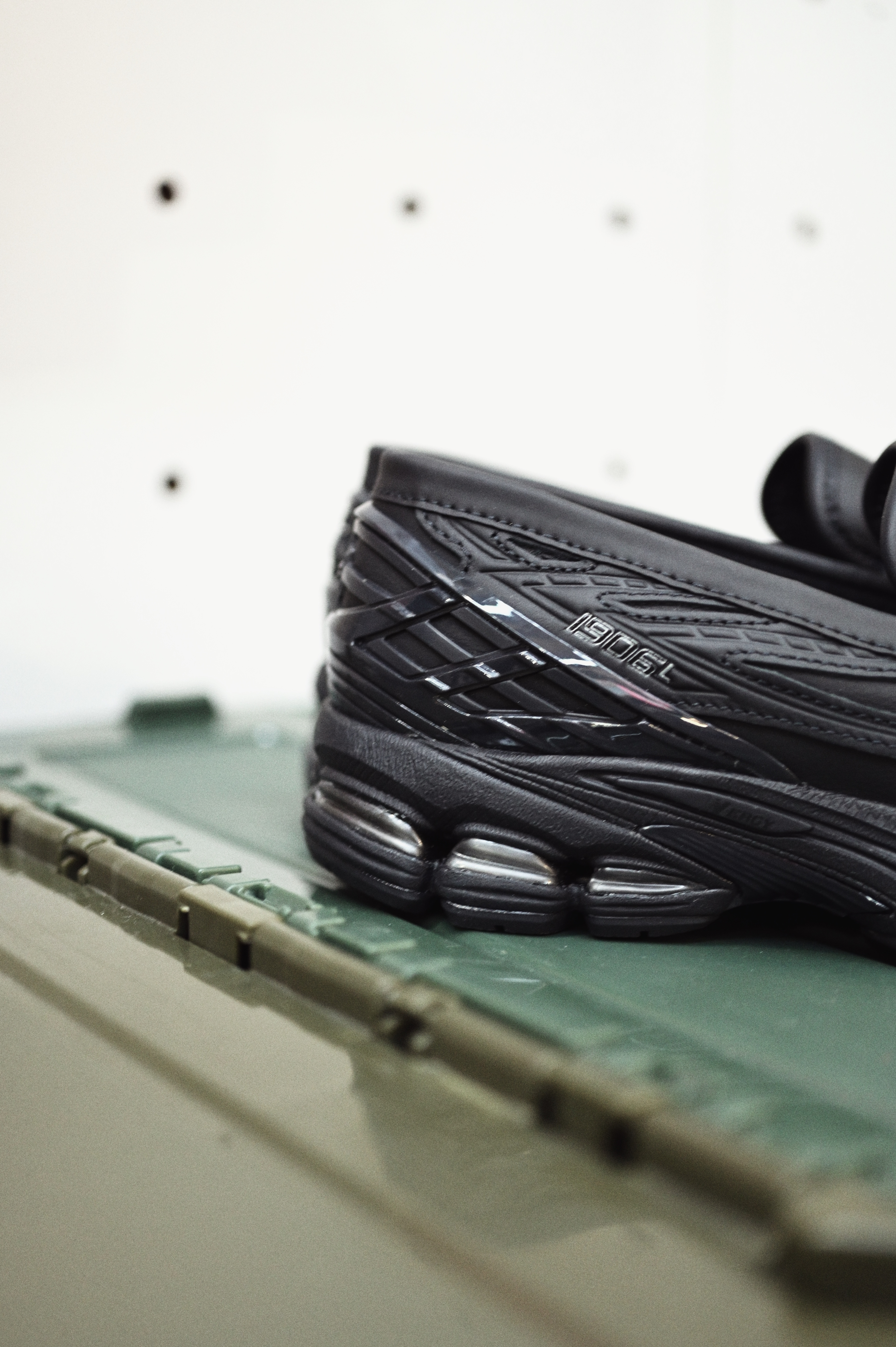 [預訂] New Balance Loafer Black U1906LBN