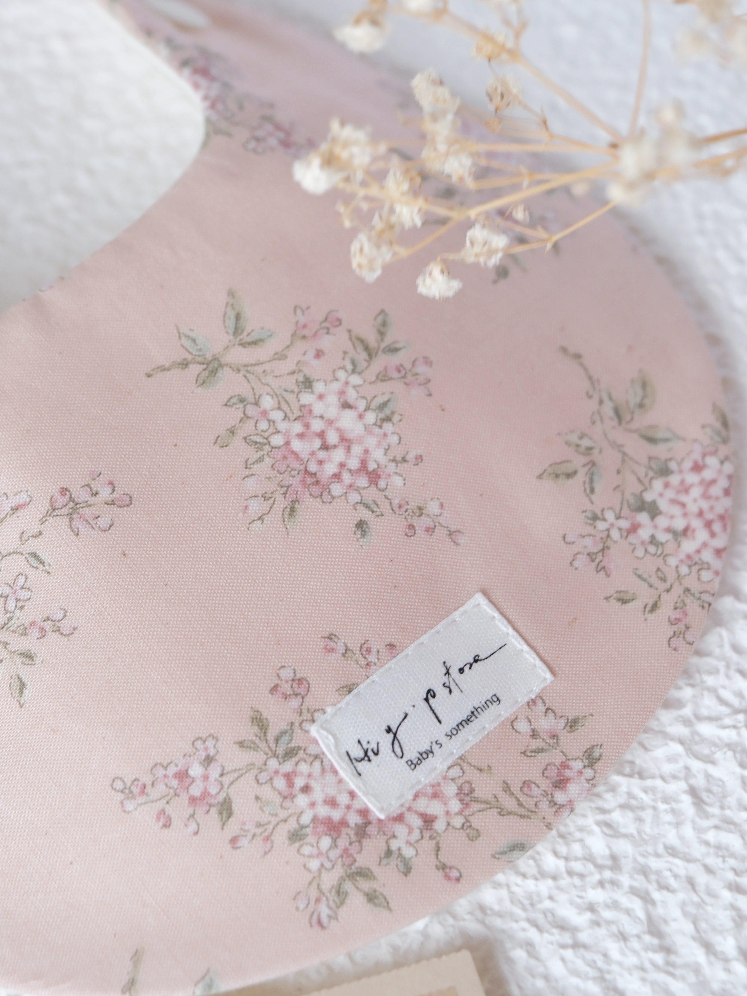 Hi Y.P store-手作圍兜-櫻花奶油