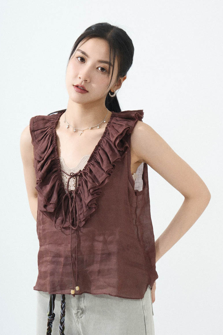 披邊荷葉領棉麻背心  (現貨款式）