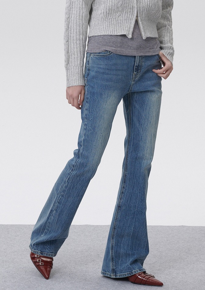 PLAC BLEACH FLARED M63 MID BLUE