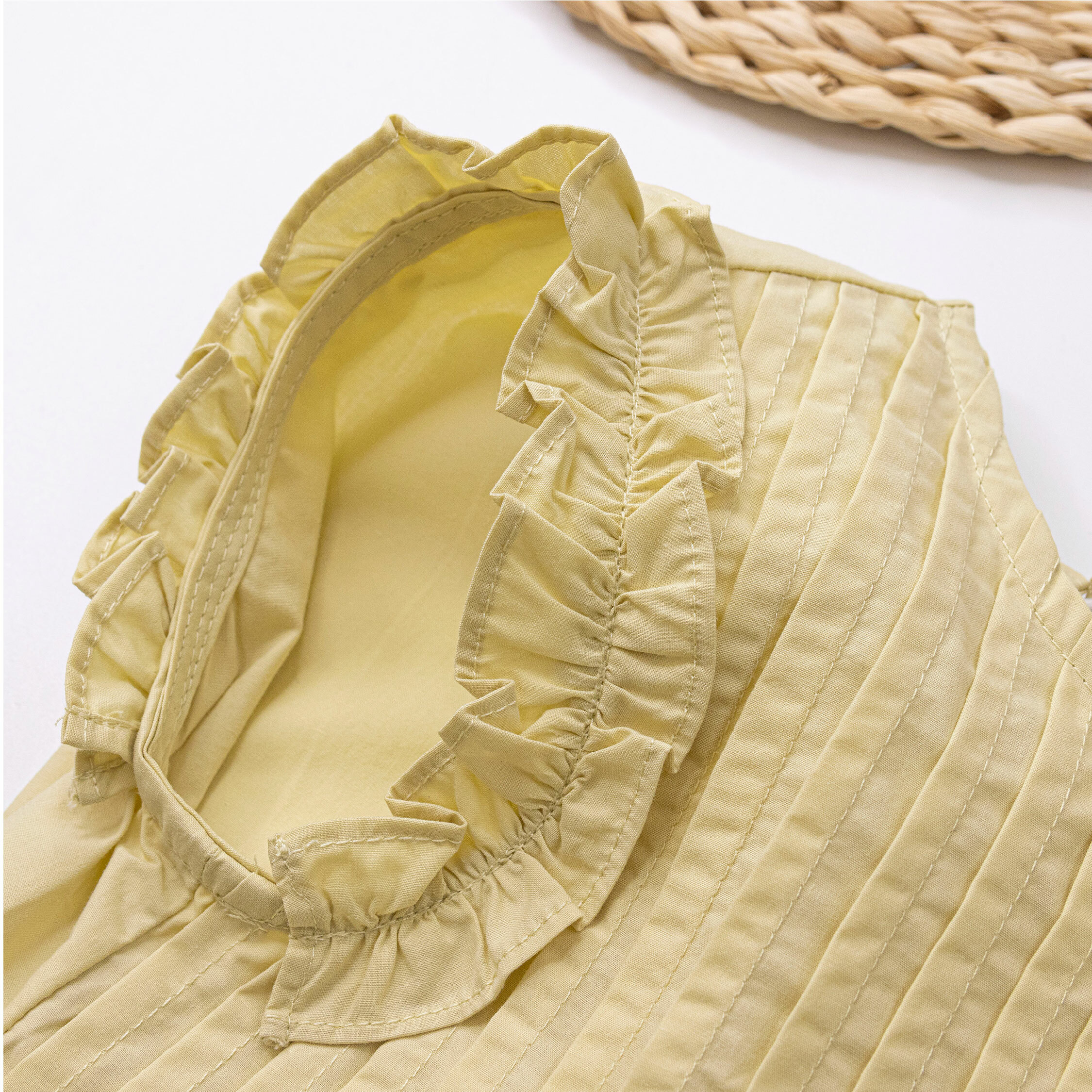 【H50151】質感打褶車縫設計棉質上衣＊二色