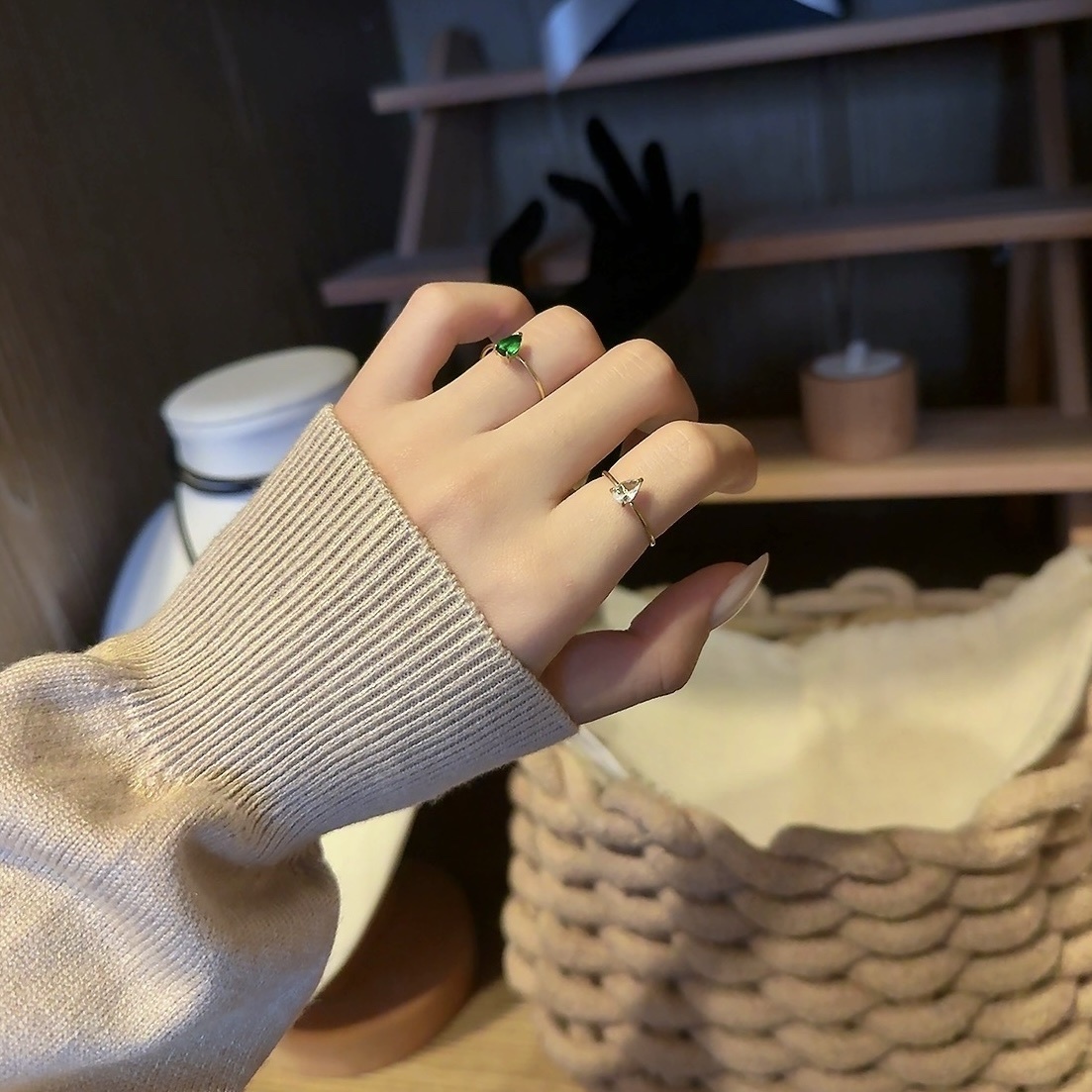 18k luxurious輕奢水滴鑽”翡翠金細開口戒