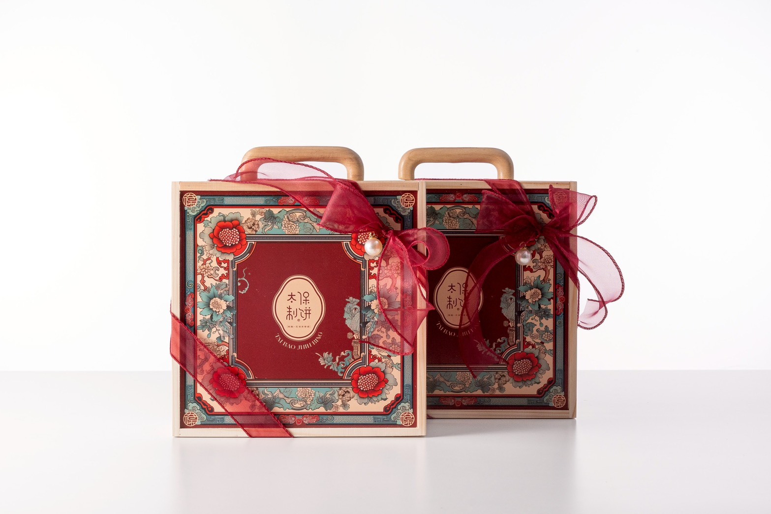 【太保制餅】紅瓷古花木盒
