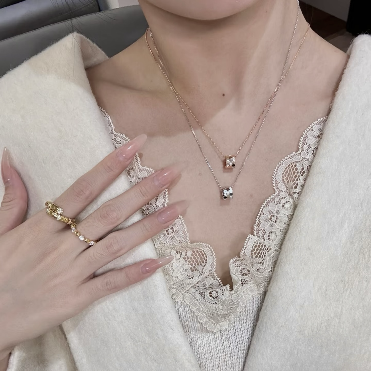 cm”18k bee my love蜂巢高奢定製半鑽項鍊