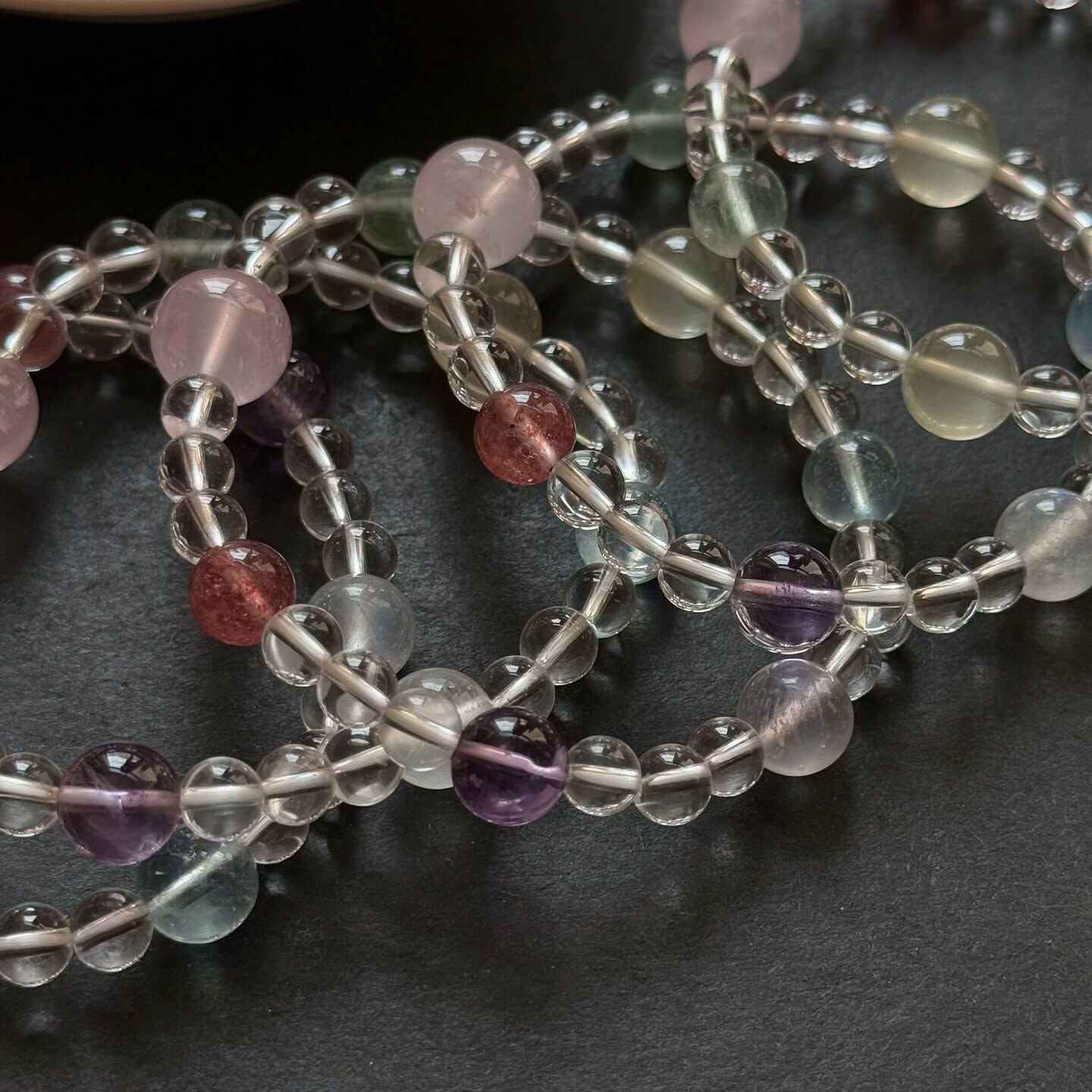 [原石] 五行手串 水晶手串（草莓晶、粉晶、檸檬黃水晶、海藍寶、月光石、綠水晶、白水晶）