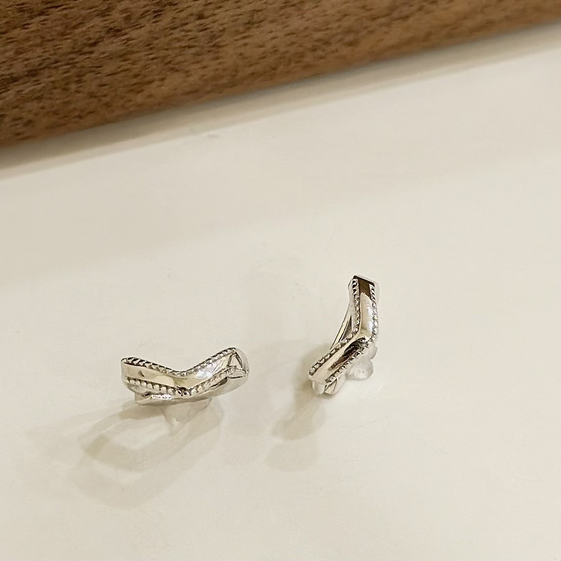 H24壓紋魚尾純銀易扣