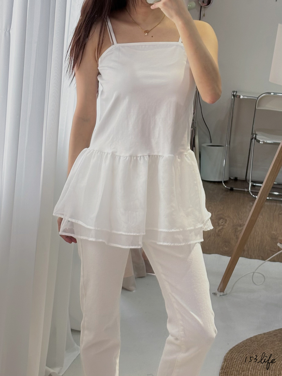 |現貨|小裙子拼接荷葉邊細肩背心(白)
