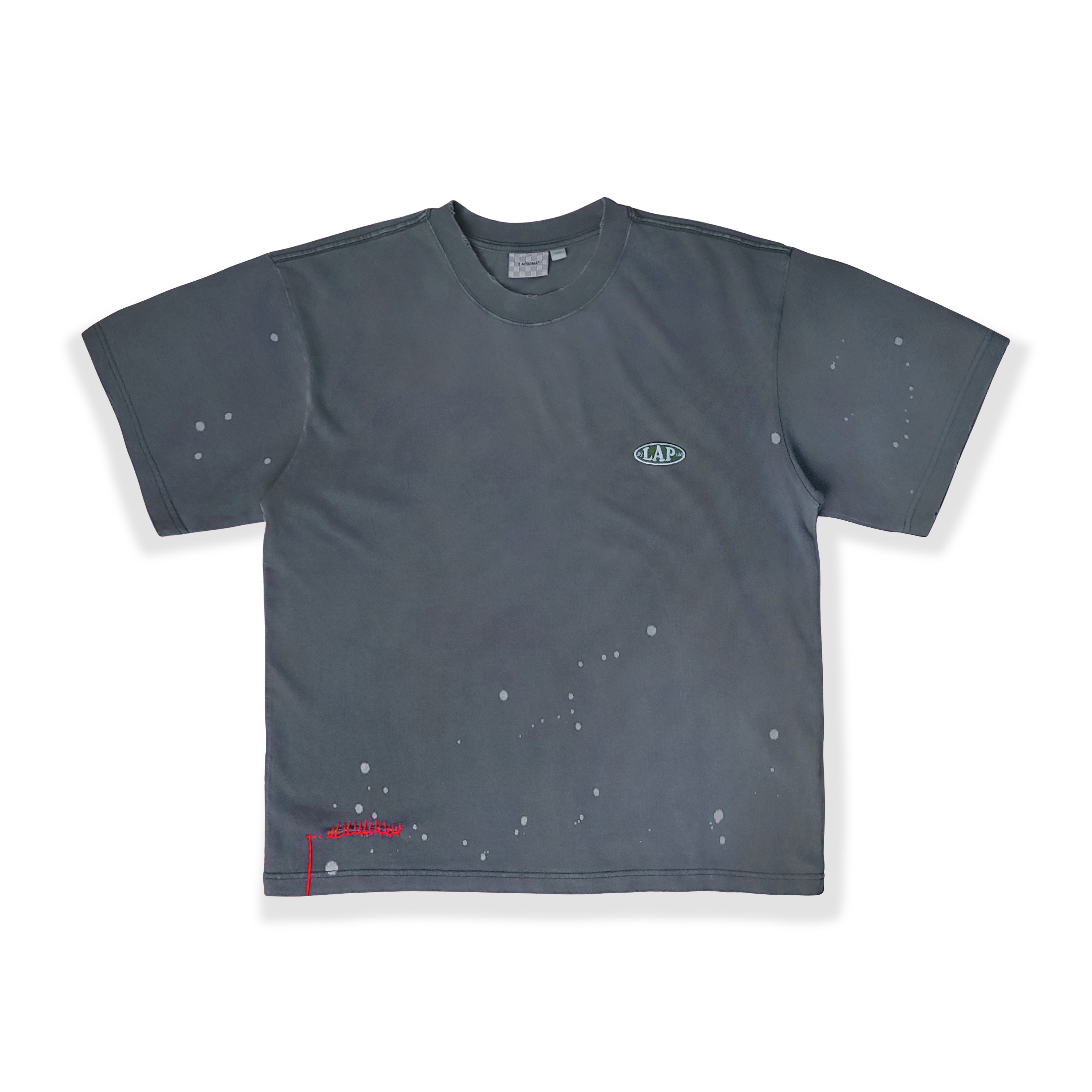 LAPIVIMA 水洗染色磨破手縫線潑墨刺繡胸章圓領短Tee LIST10