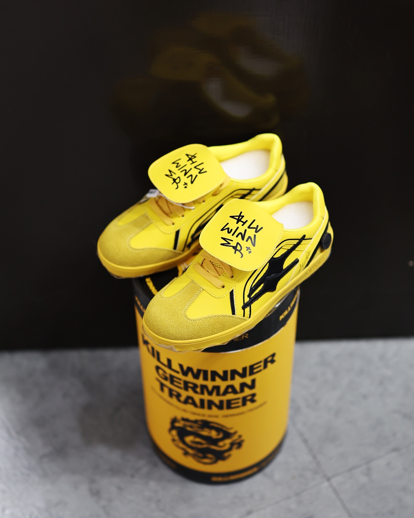 KILLWINNER SHOOTING STAR GREY 張員瑛同款德訓鞋 黃色