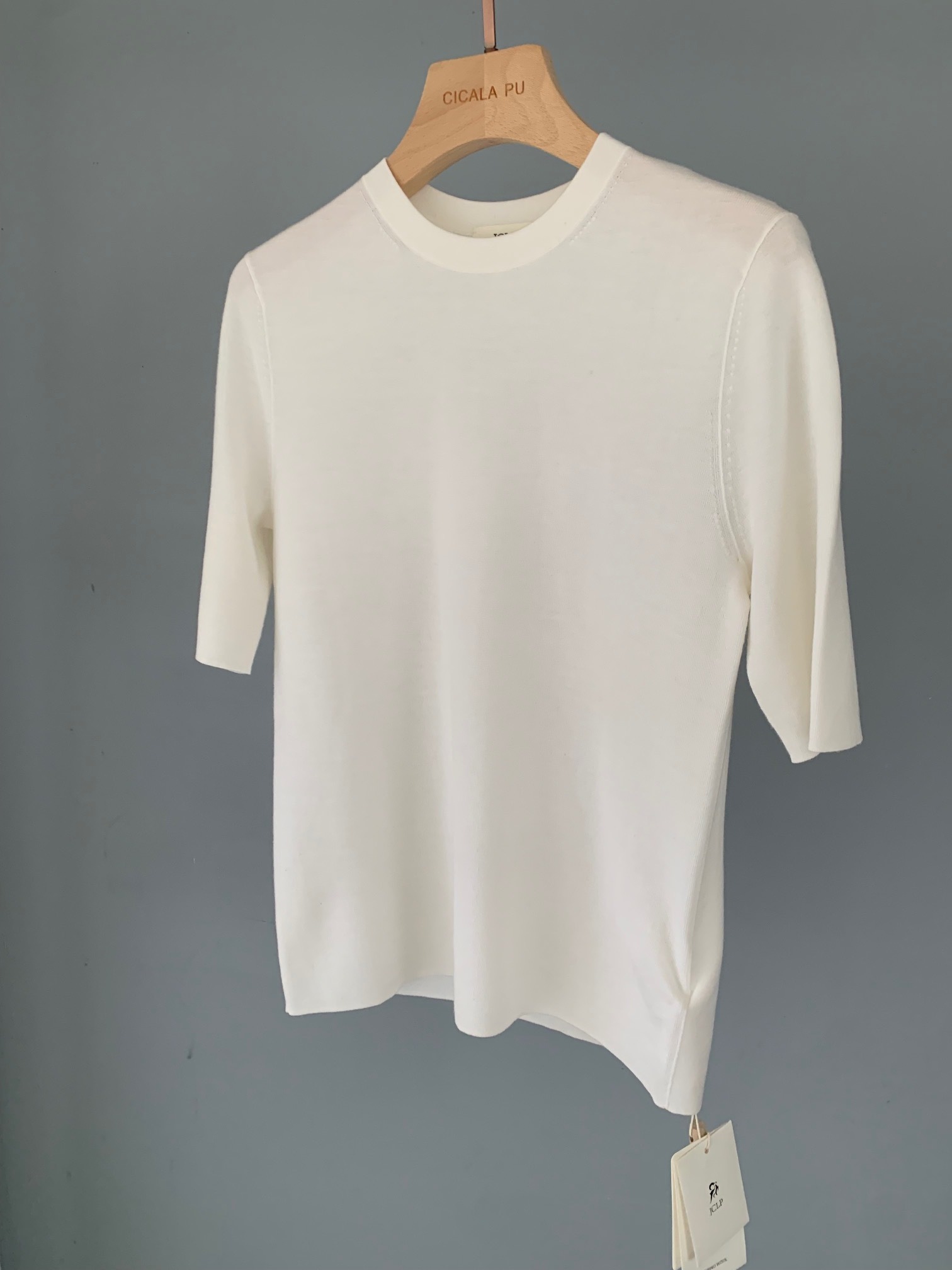 18針 加密四平針  圓領薄款上衣