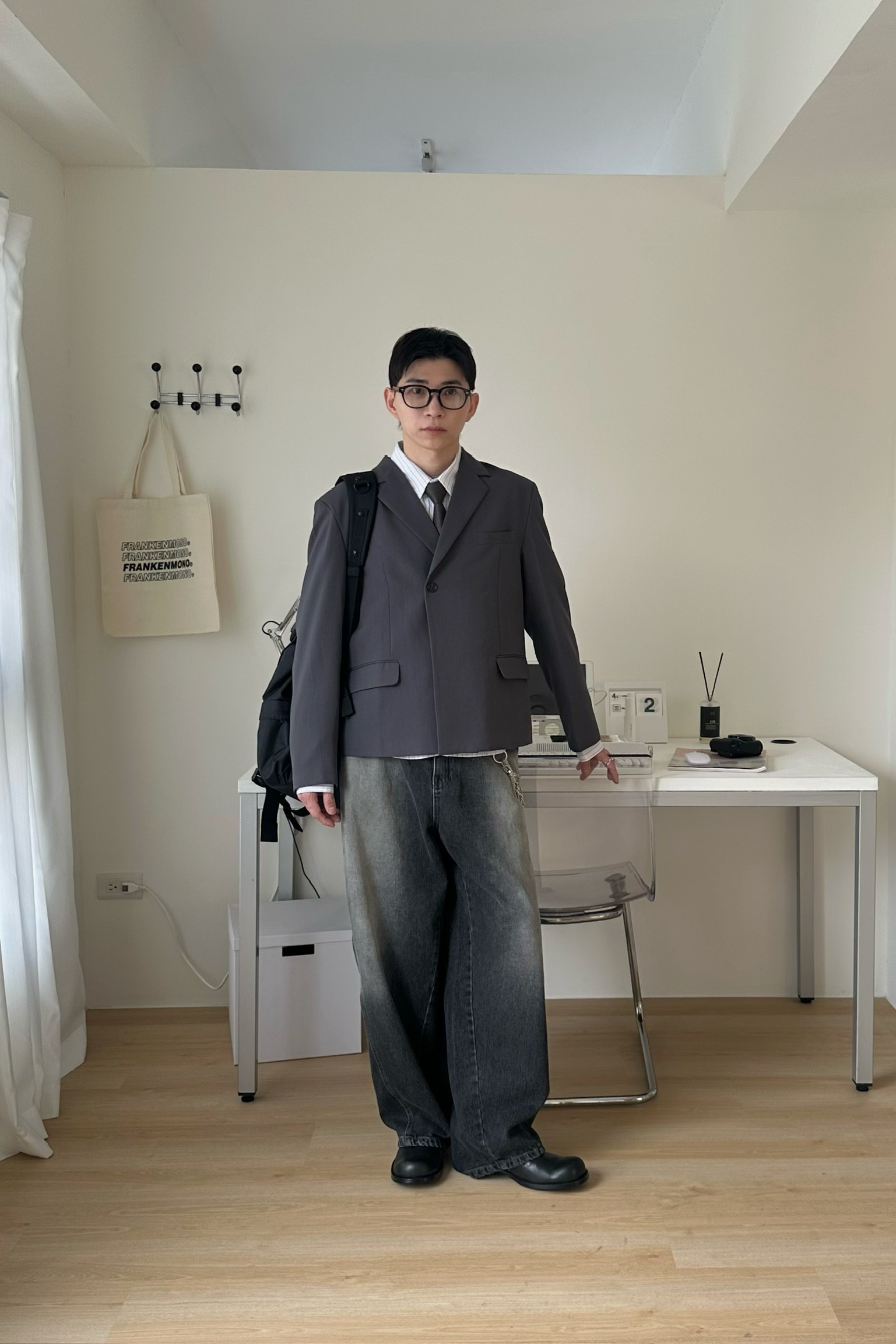 折線輪廓短版西裝外套