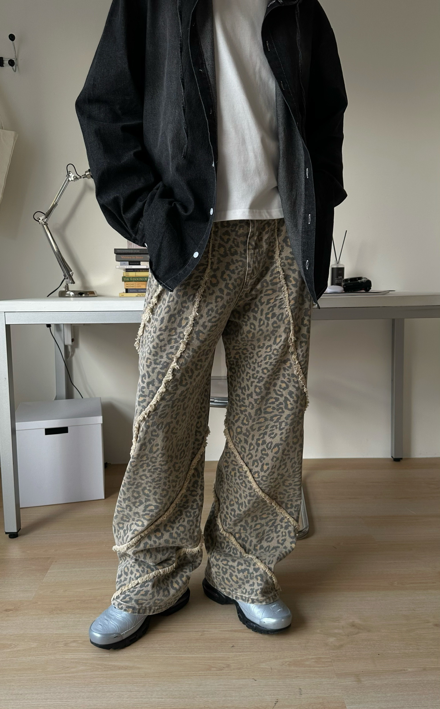 豹紋造型抽鬚牛仔褲