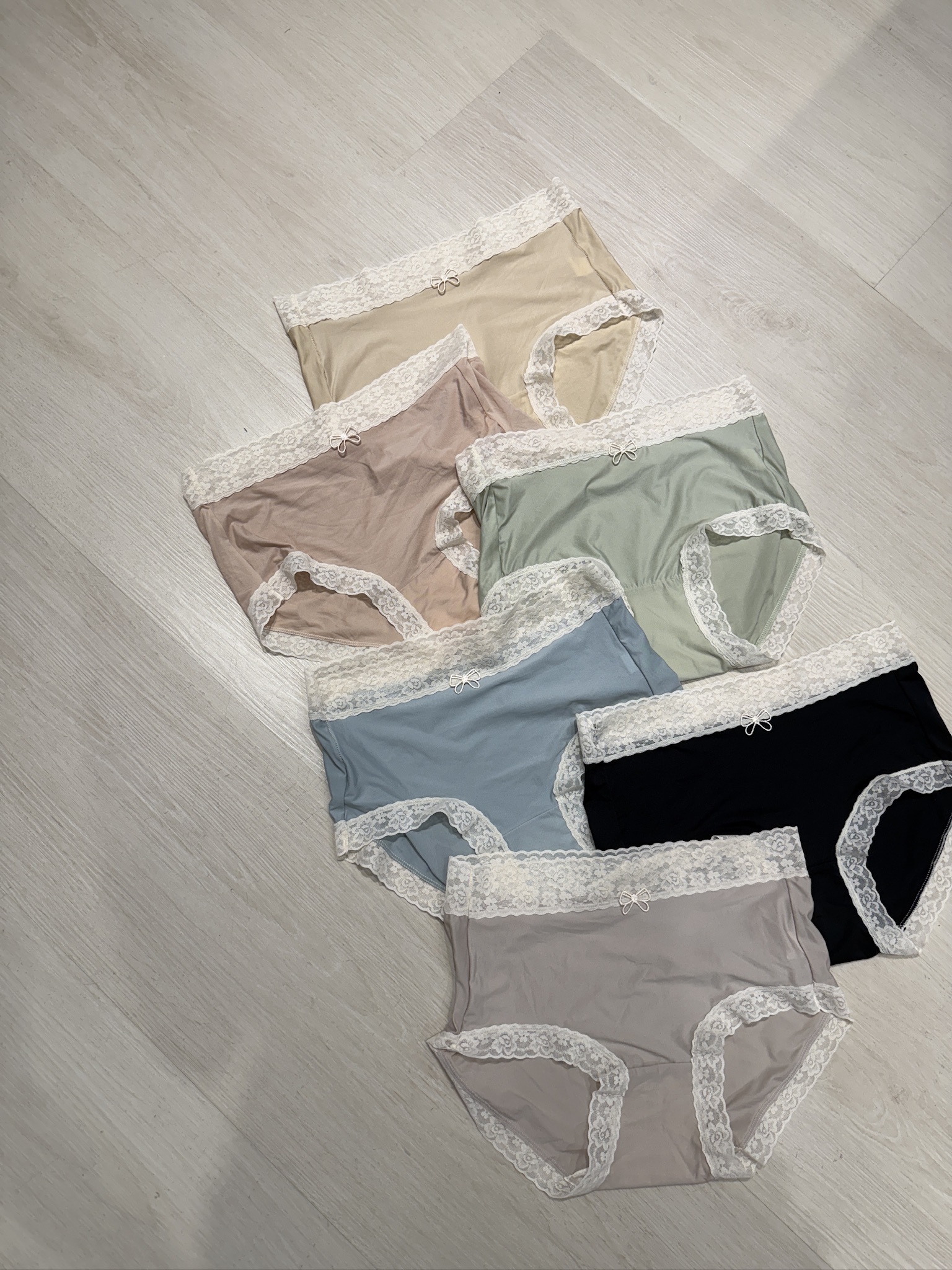 版娘推薦>> ౨ৎQ彈彈彈力面膜內褲 (6入一組) _8823