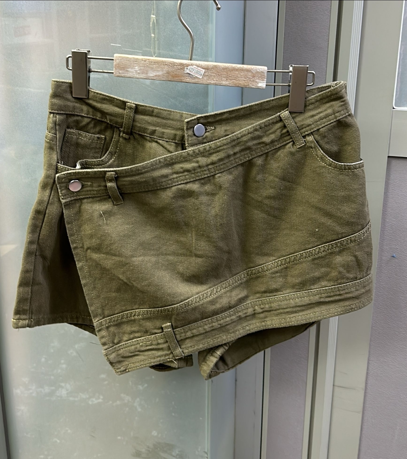 Cd3028**