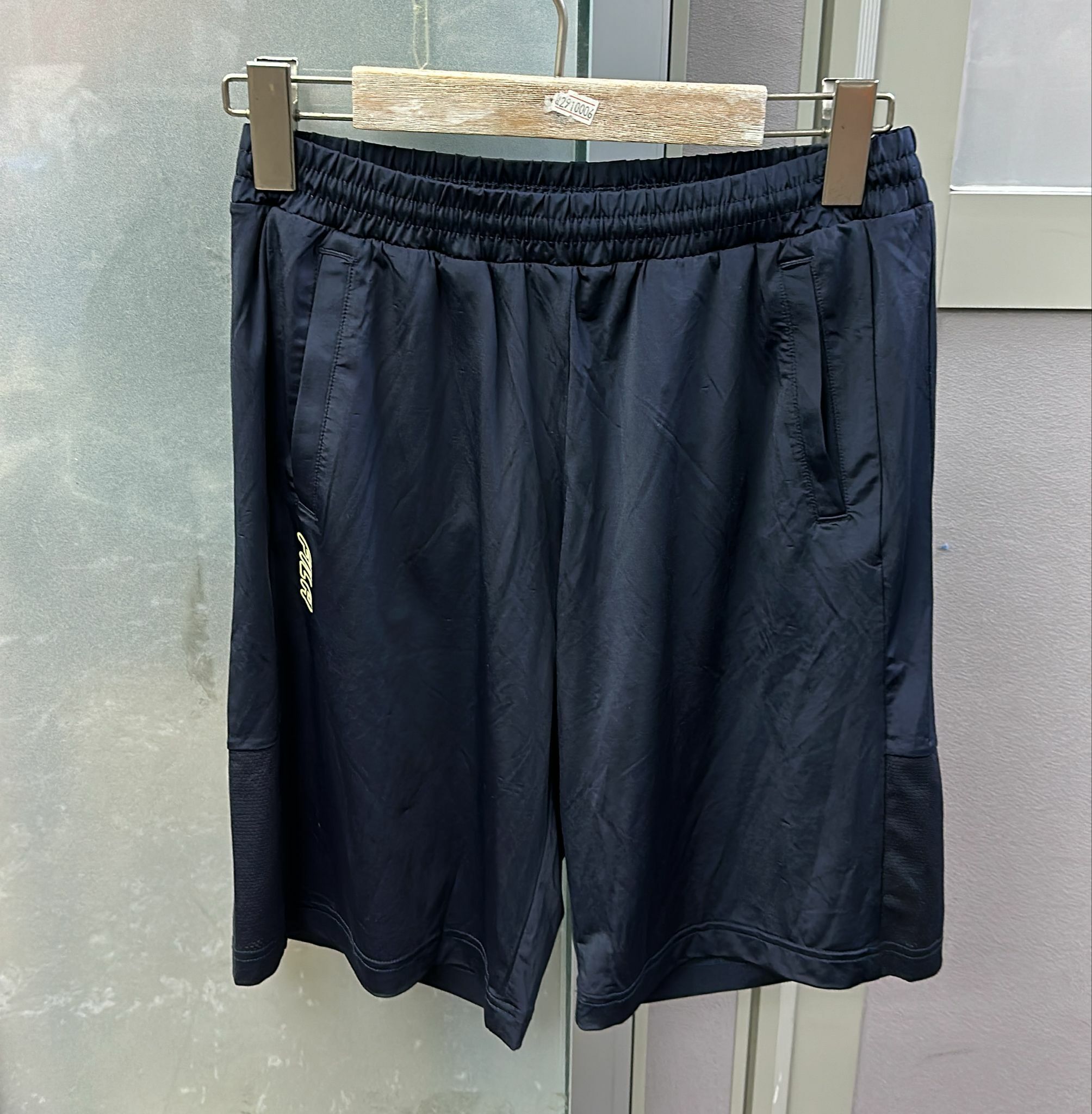 Cd3037**