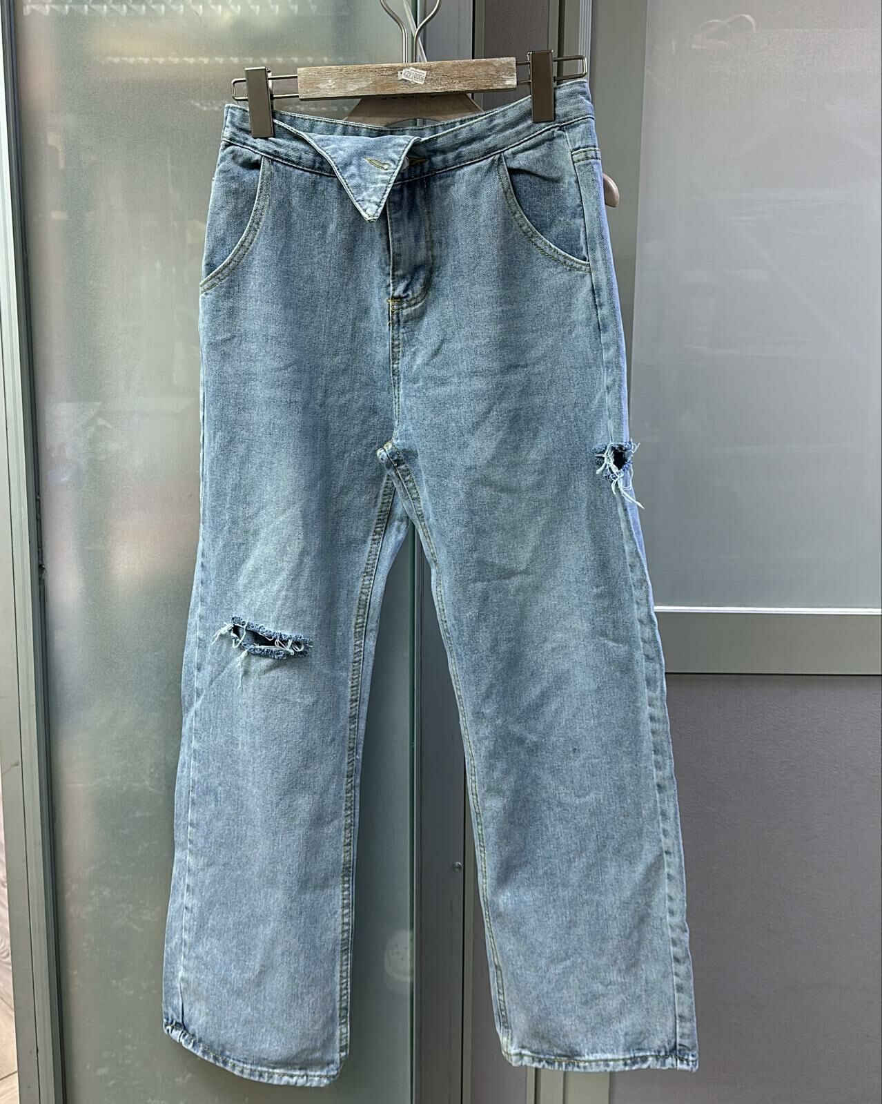 Cd3051**