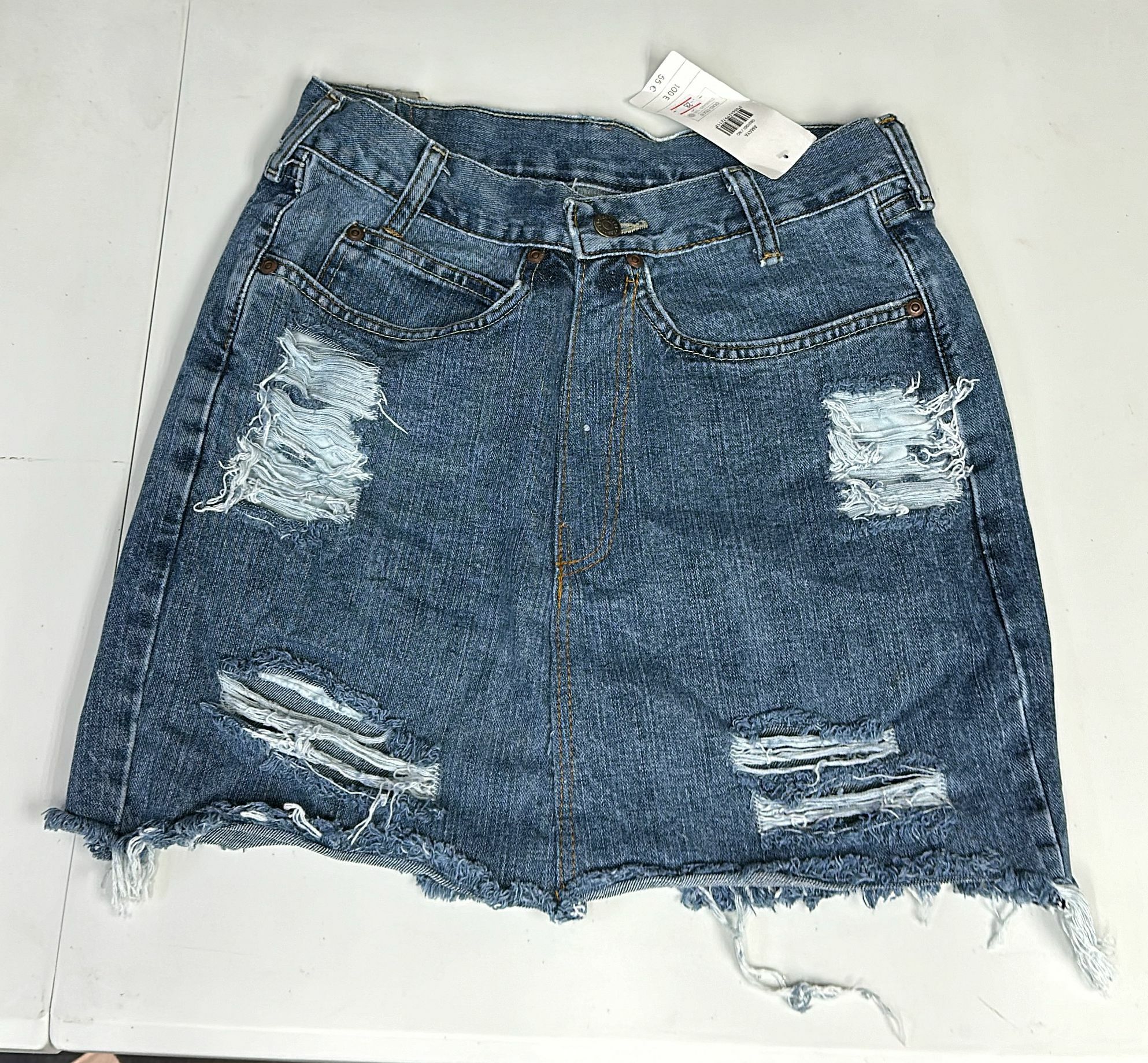 Cd3058**