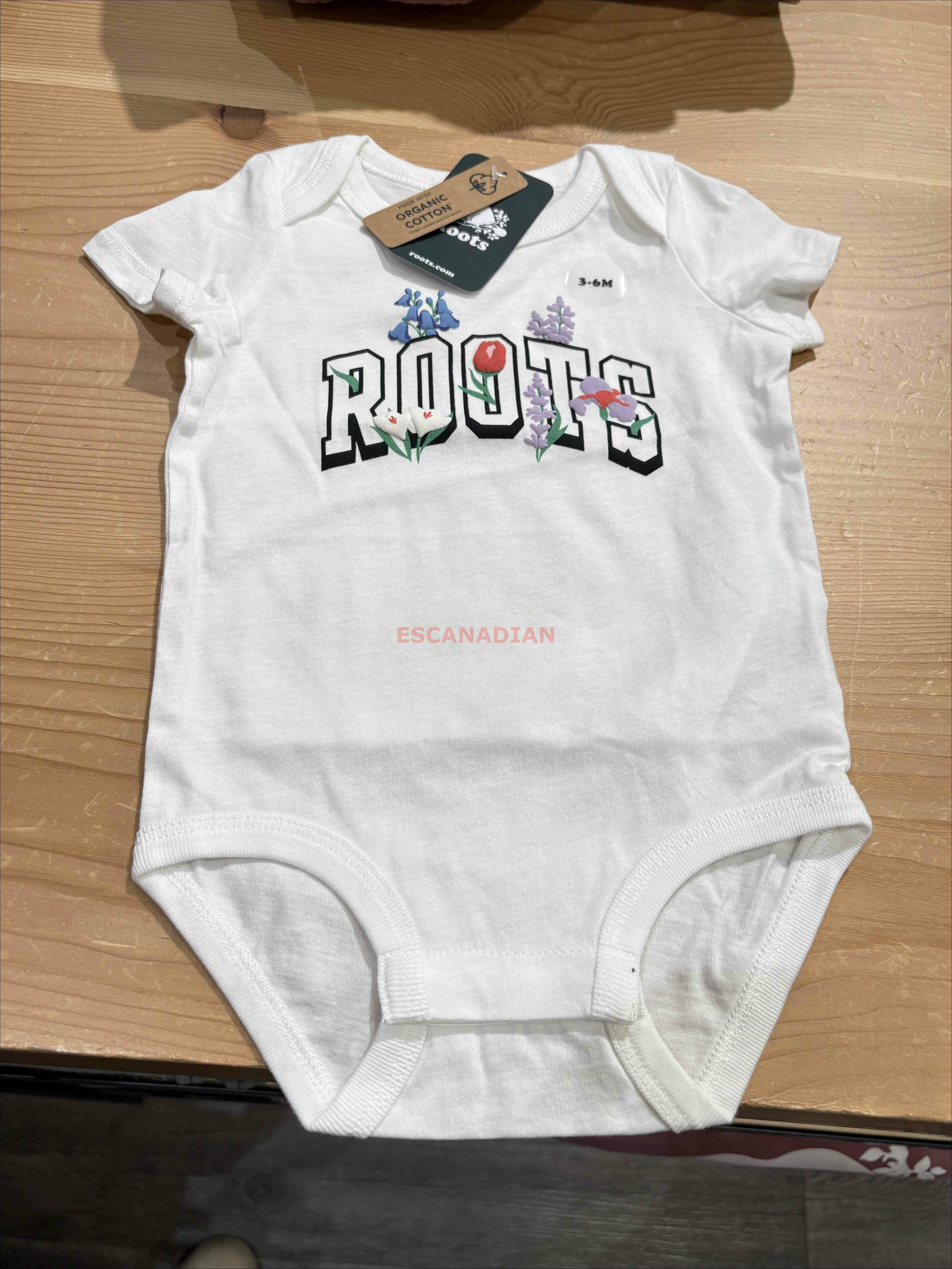 Baby ROOTS 花卉系列 ROOTS字樣 包屁衣