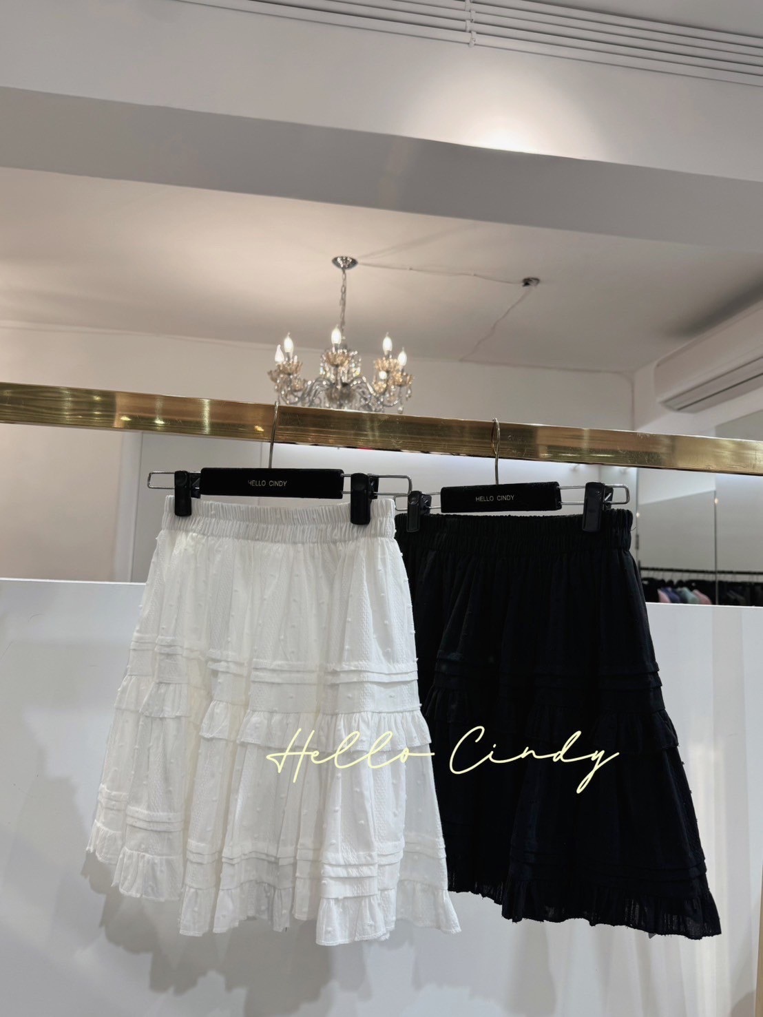 Baby系列 B02066 現貨-唯美層次燒花蕾絲短褲裙