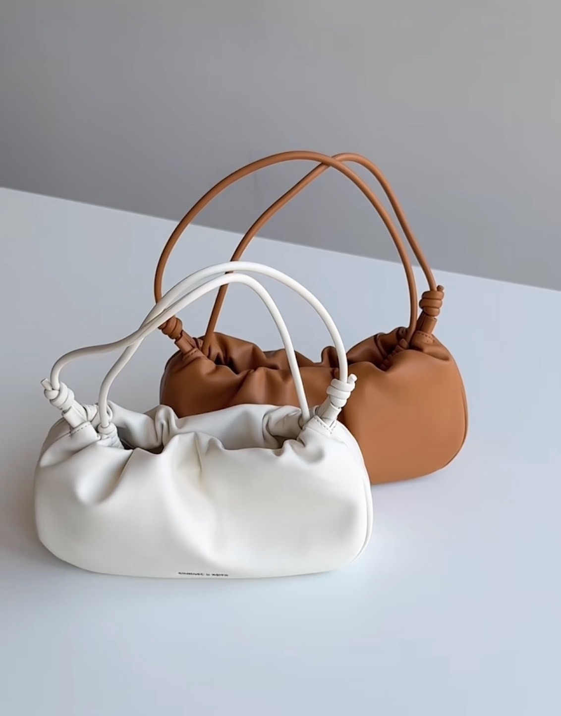 CHARLES&KEITH 小ck 可麗露慕斯雲朵包