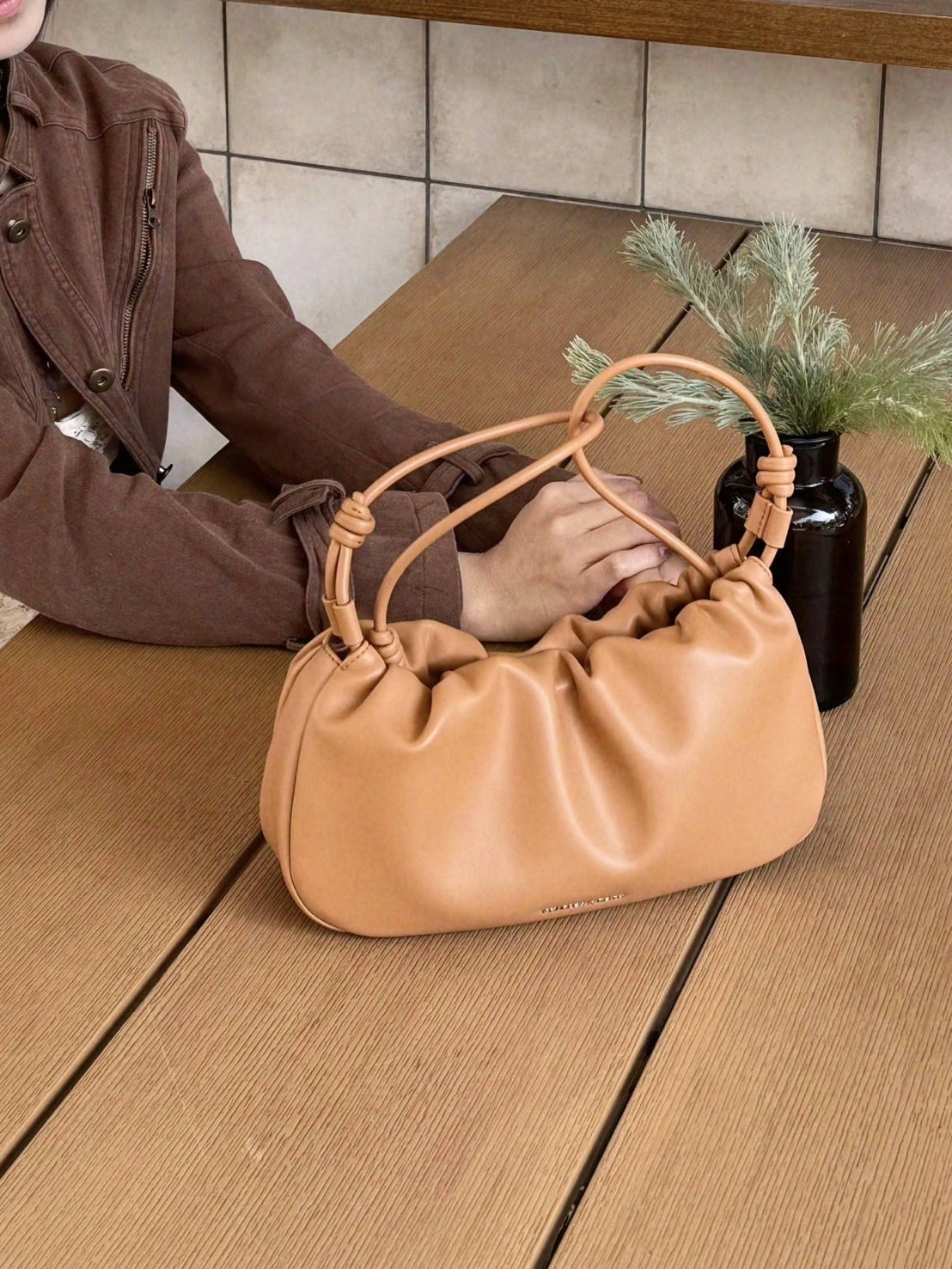 CHARLES&KEITH 小ck 可麗露慕斯雲朵包