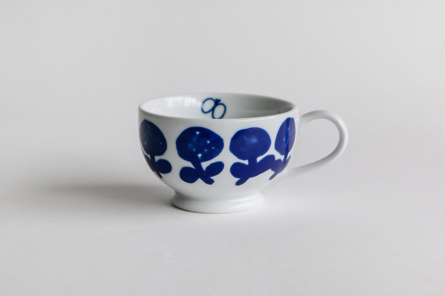 PASS THE BATON-mina perhonen 高台早餐杯/藍花/盈盈花系列