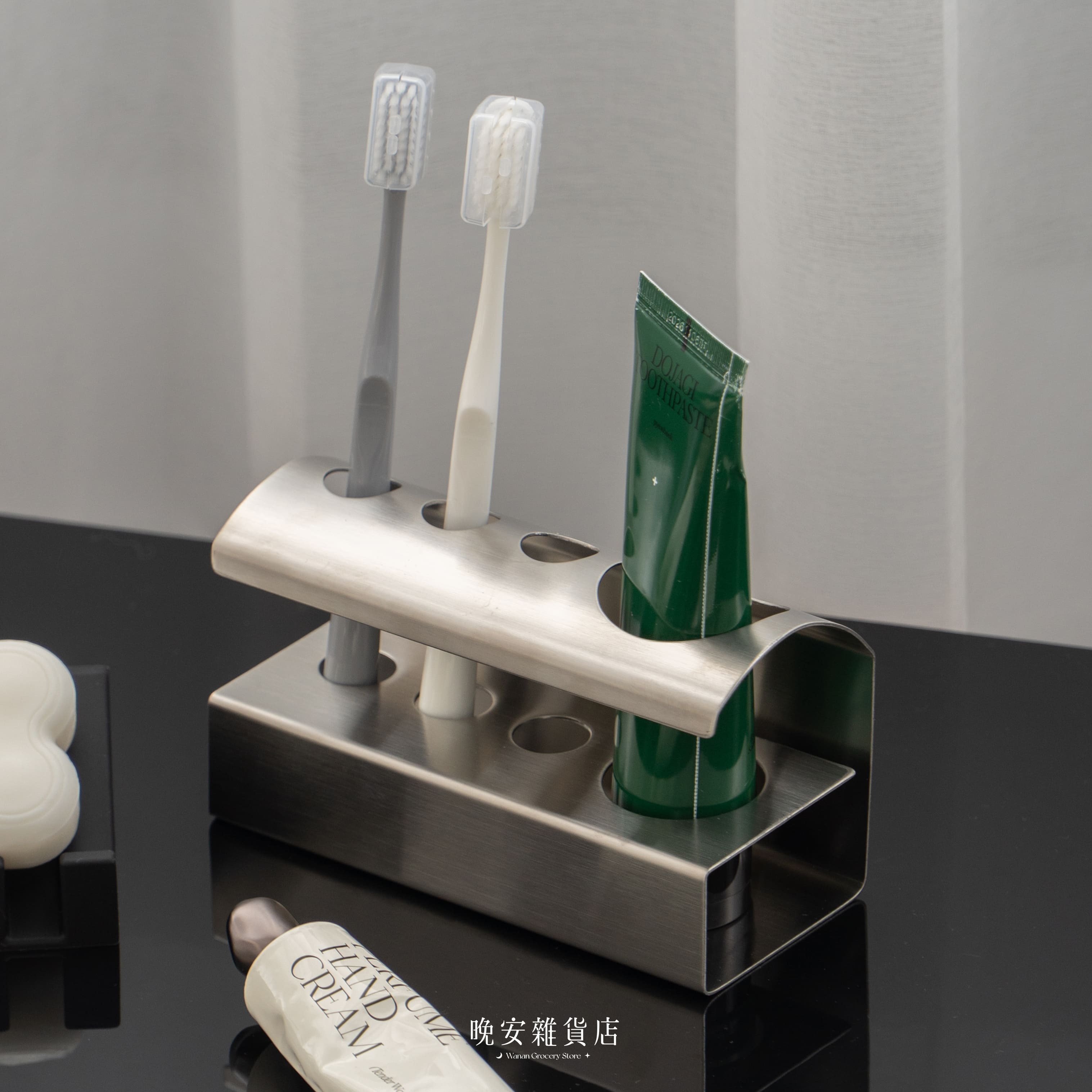 【極簡線條設計】不鏽鋼四孔牙刷牙膏架