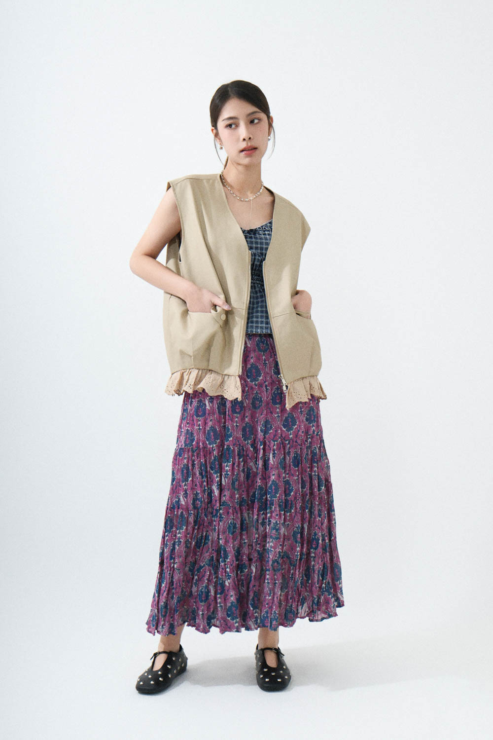 SS25_0090（背心外套＋上衣＋半截裙）