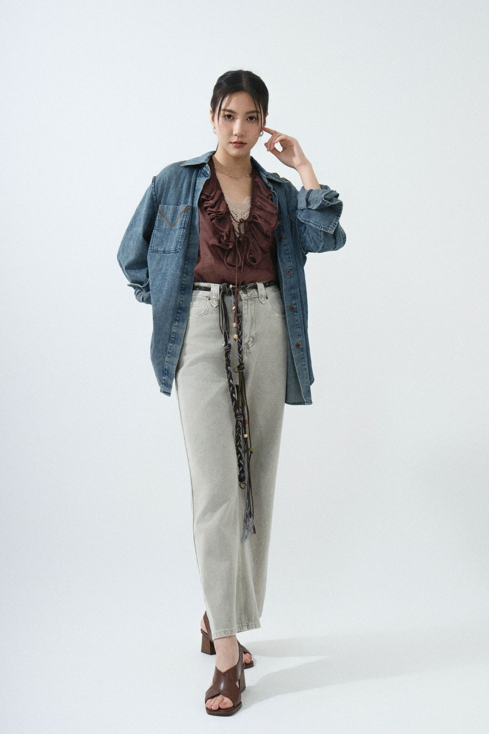 SS25_0094（外套＋上衣＋牛仔褲）