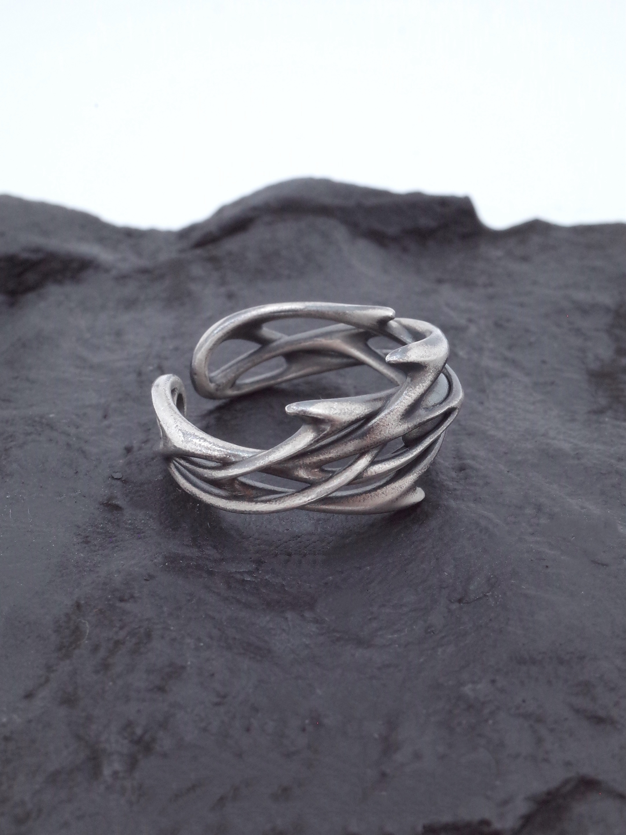 Y-KIND VINE-A 戒指