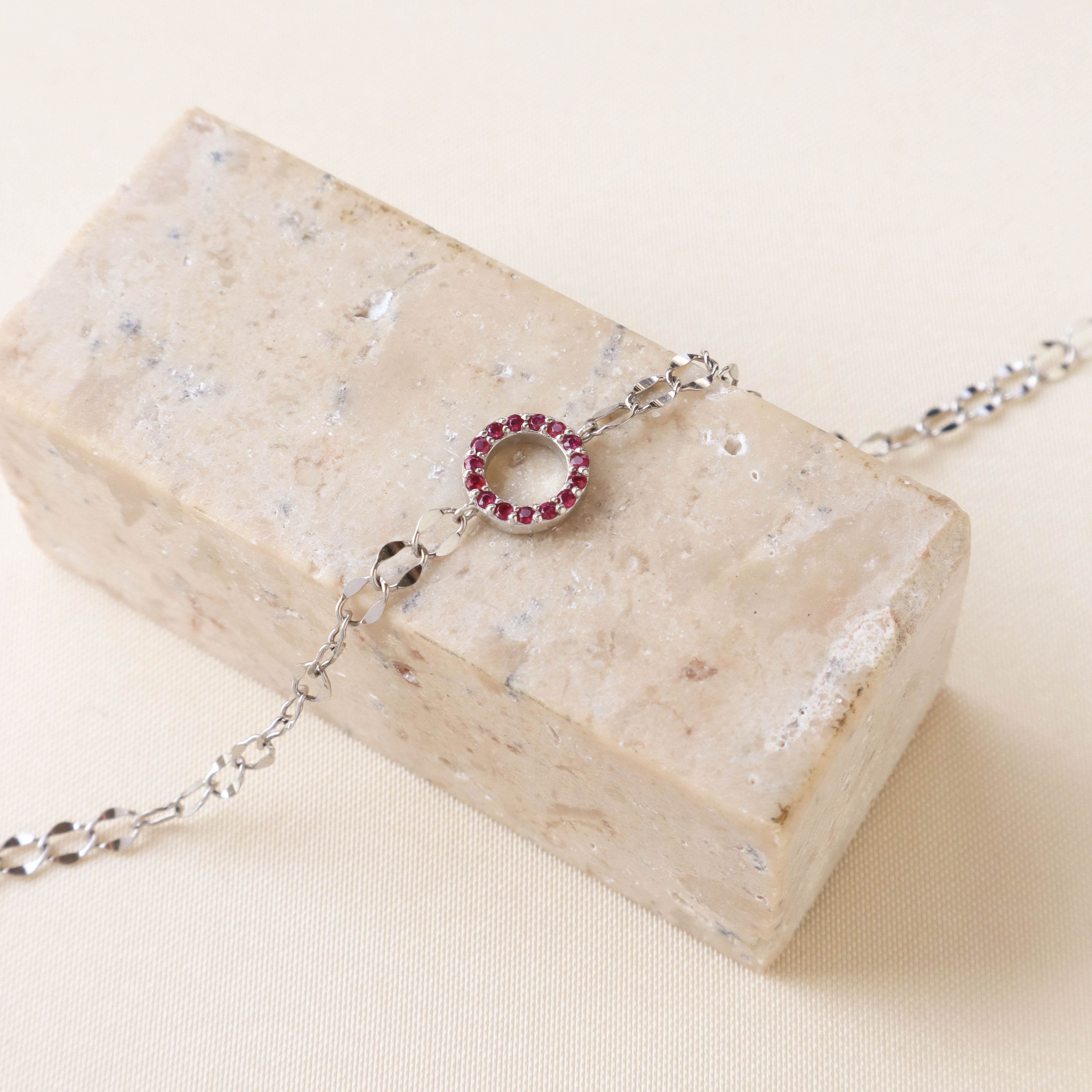 鉑金/雙面圓環紅寶石真鑽手鍊