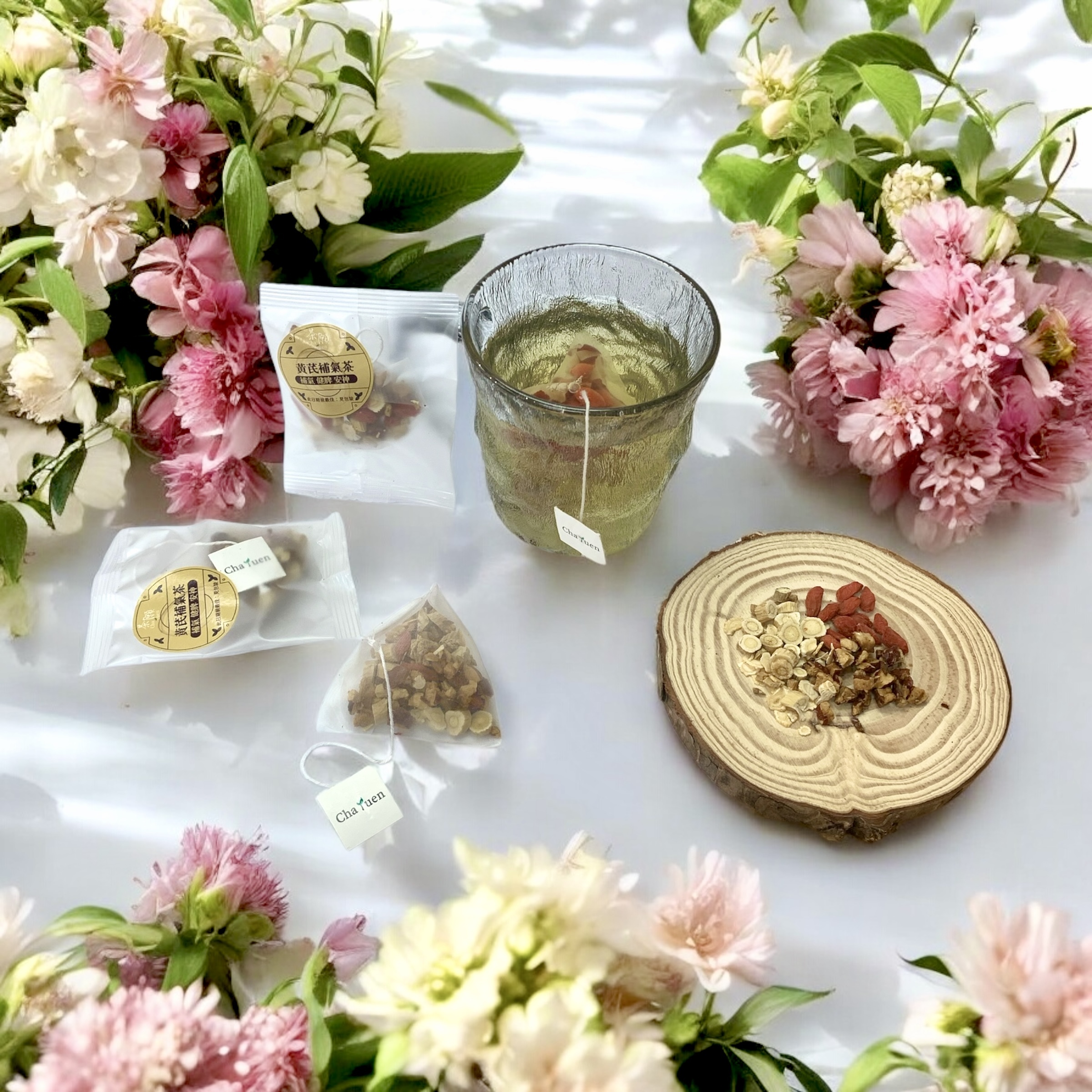 Cha Yuen - Milkvetch Root Qi-Replenishing Tea (1 pack)