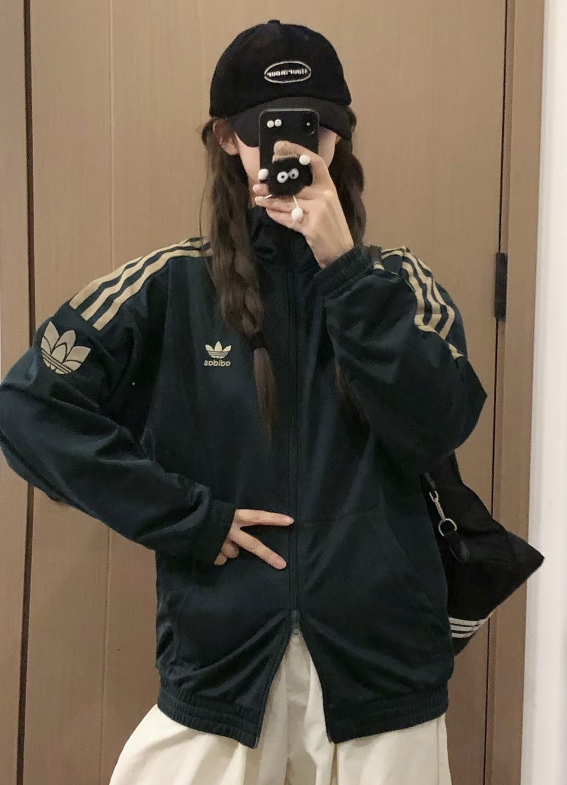 Adidas Originals 復古三條紋立領暗綠外套