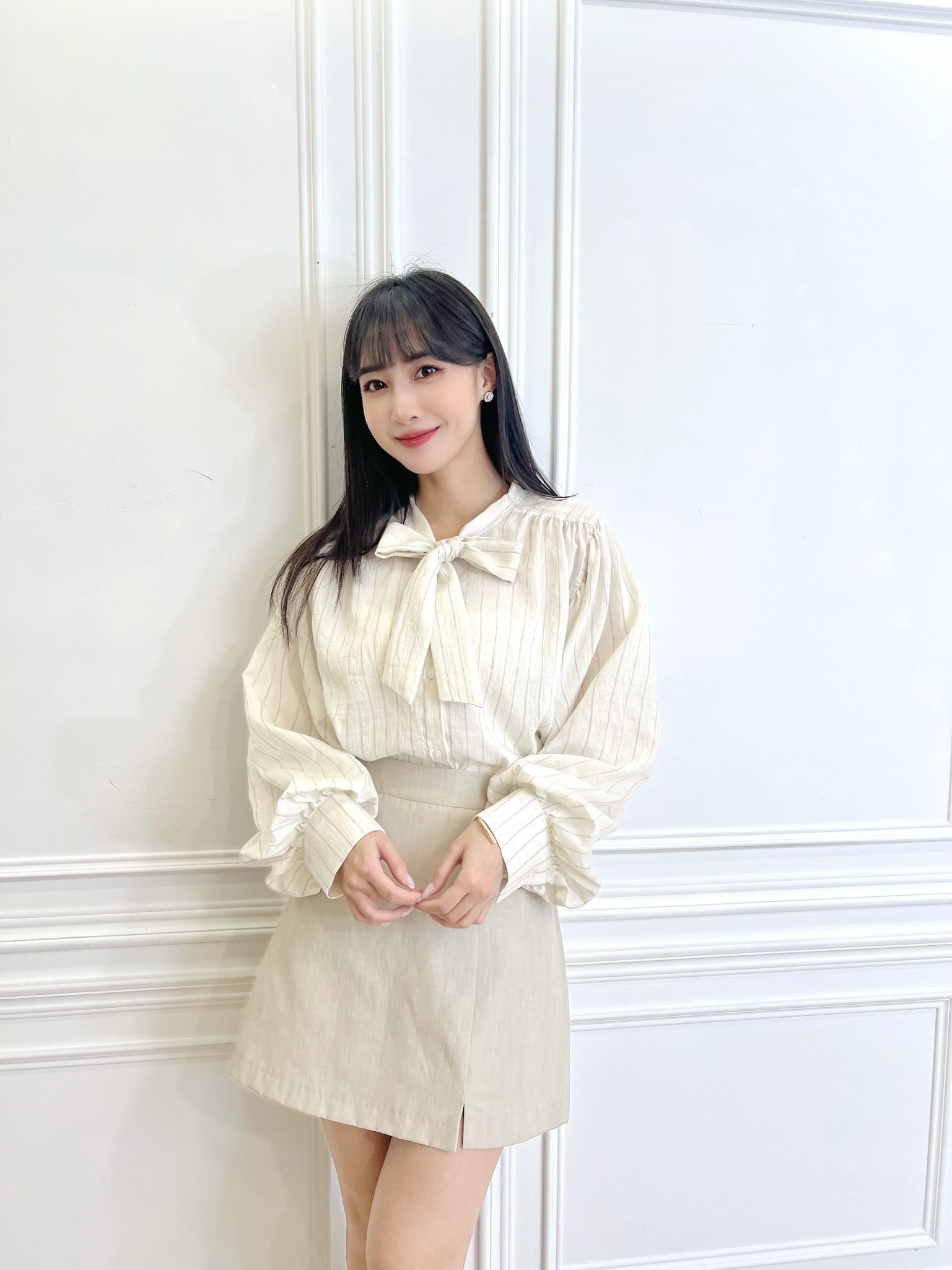 細條紋澎袖綁帶襯衫