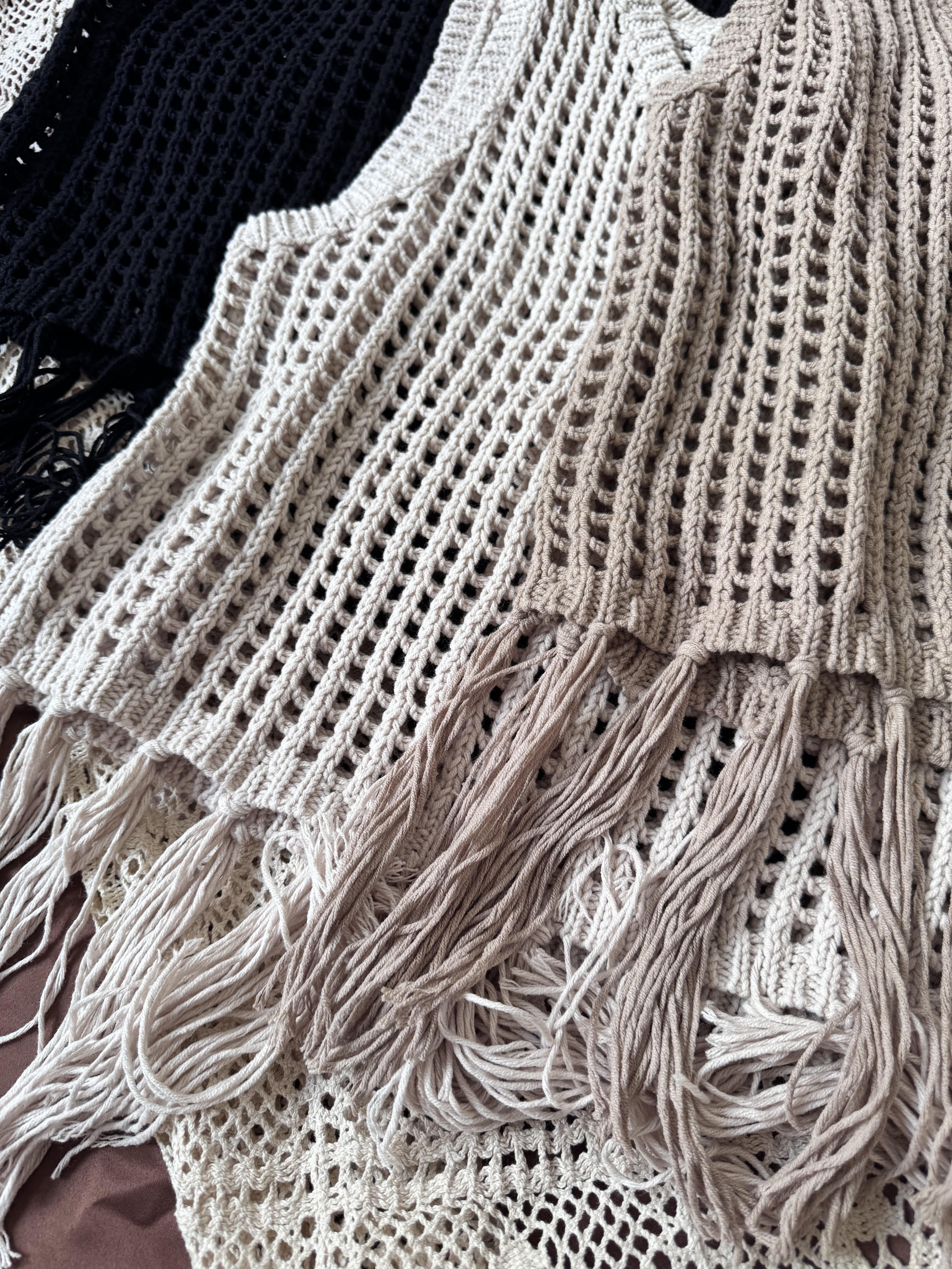 正方格縷空針織背心 - TT52586