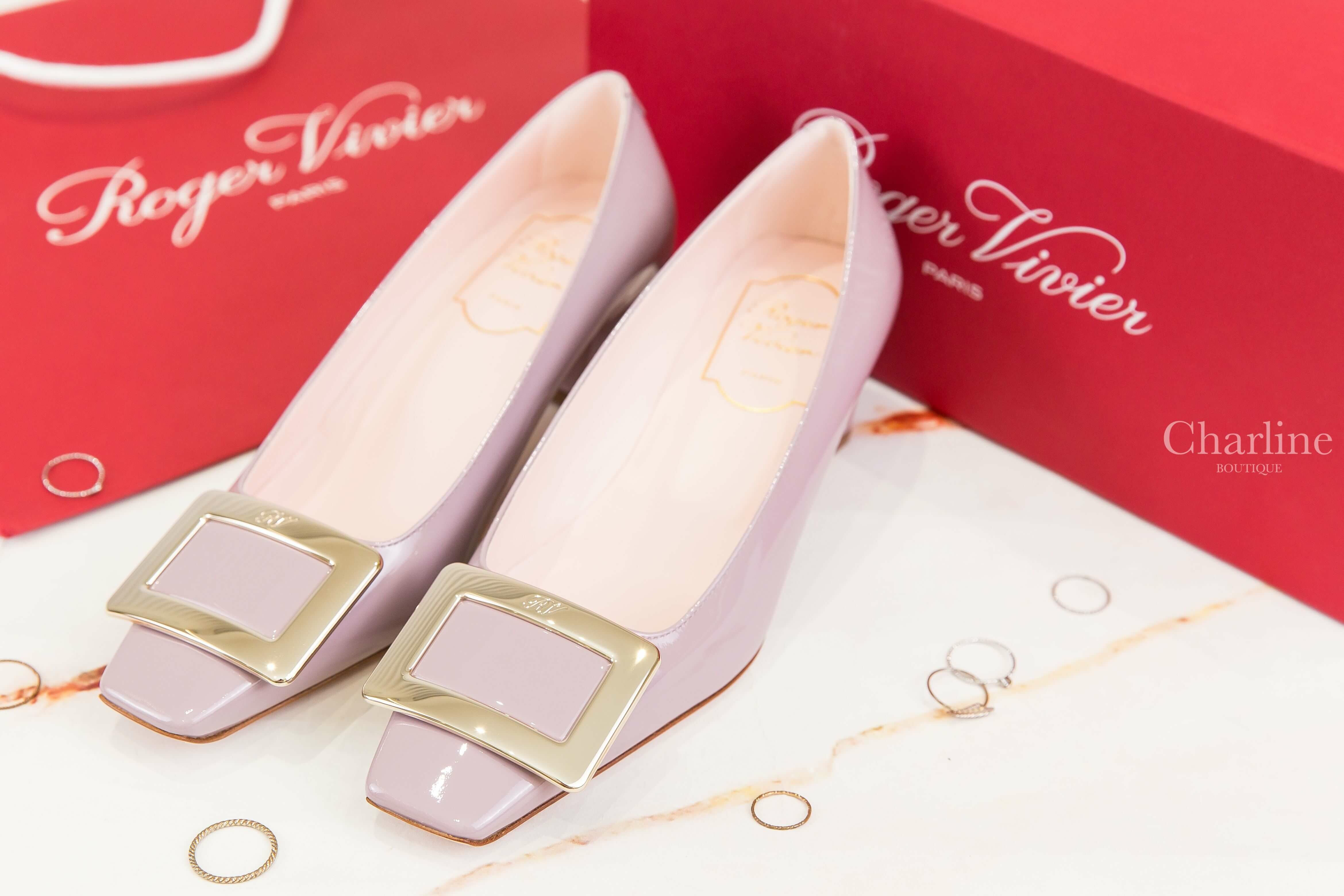 Roger Vivier Belle Vivier Pumps In Patent Leather 紫色漆皮金色方釦粗跟低跟鞋-Charline Boutique 精品代購