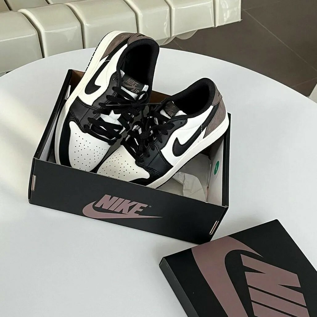 NIKE AIR JORDAN 1 GS "MOCHA" 摩卡 咖啡色  奶油底 倒勾平替 AJ1 大童鞋 CZ0858-102