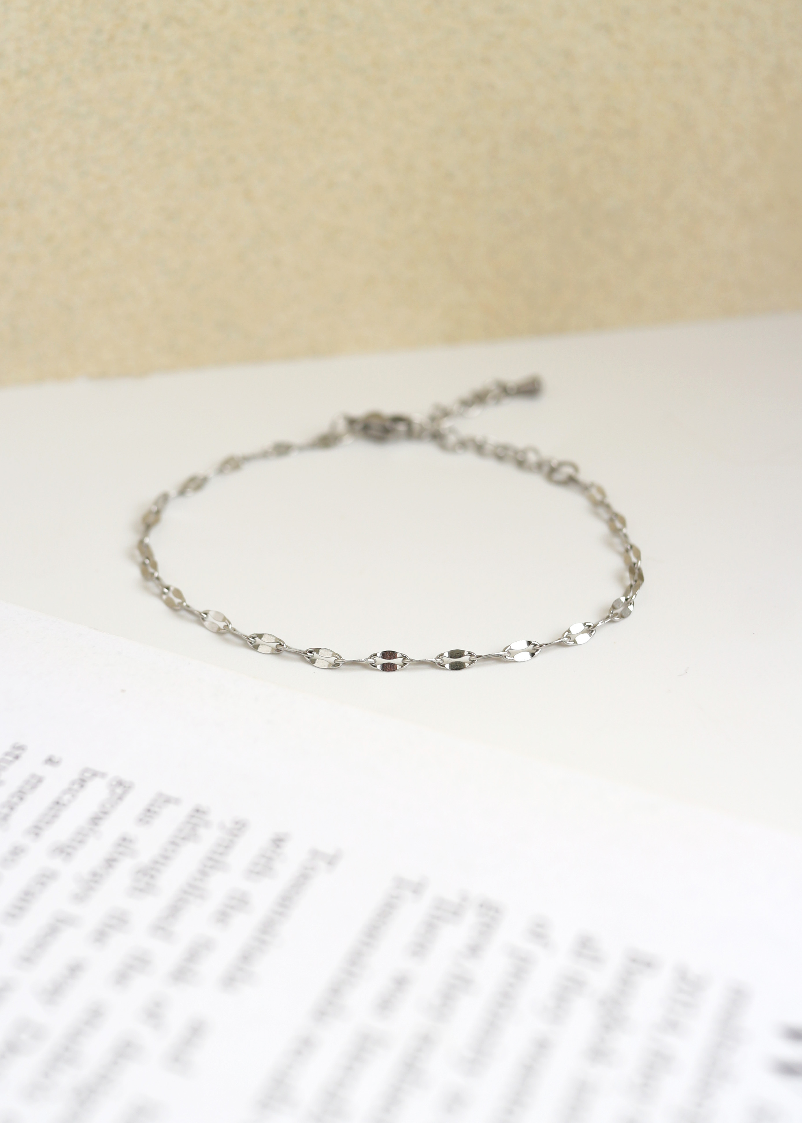 Kiss 手鍊-醫療鋼