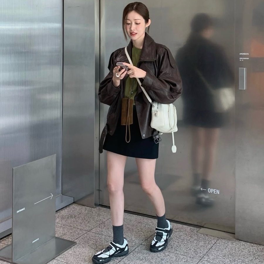 [ FILA] Echappe Velcro v2 韓国人気 送料込】☆韓国大人気☆FILA ECHAPPE V2 スニーカー (FILA