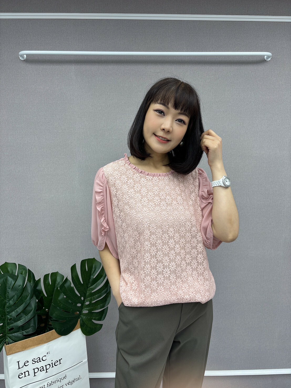 蕾絲花邊上衣